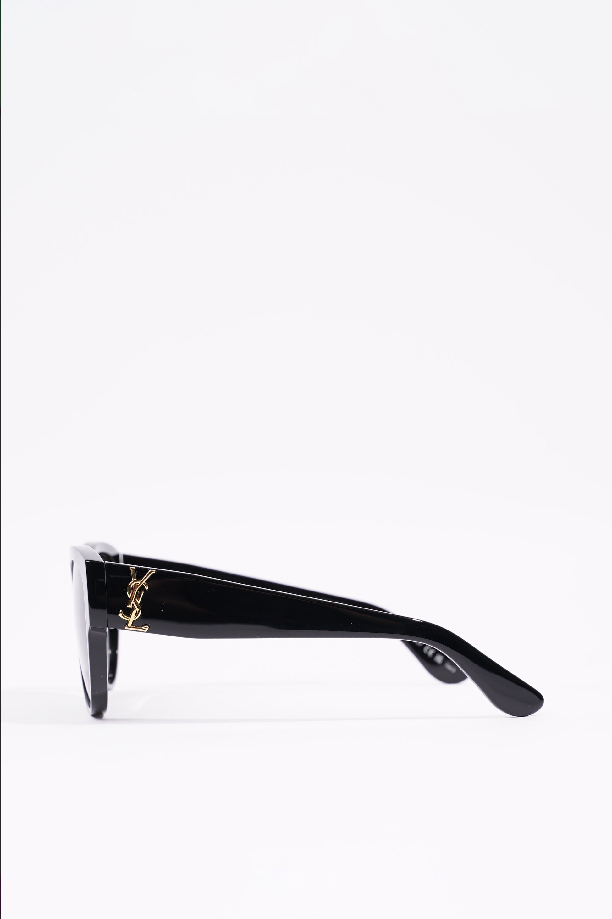 Saint Laurent Womens SLM3 Sunglasses Black / Gold 140
