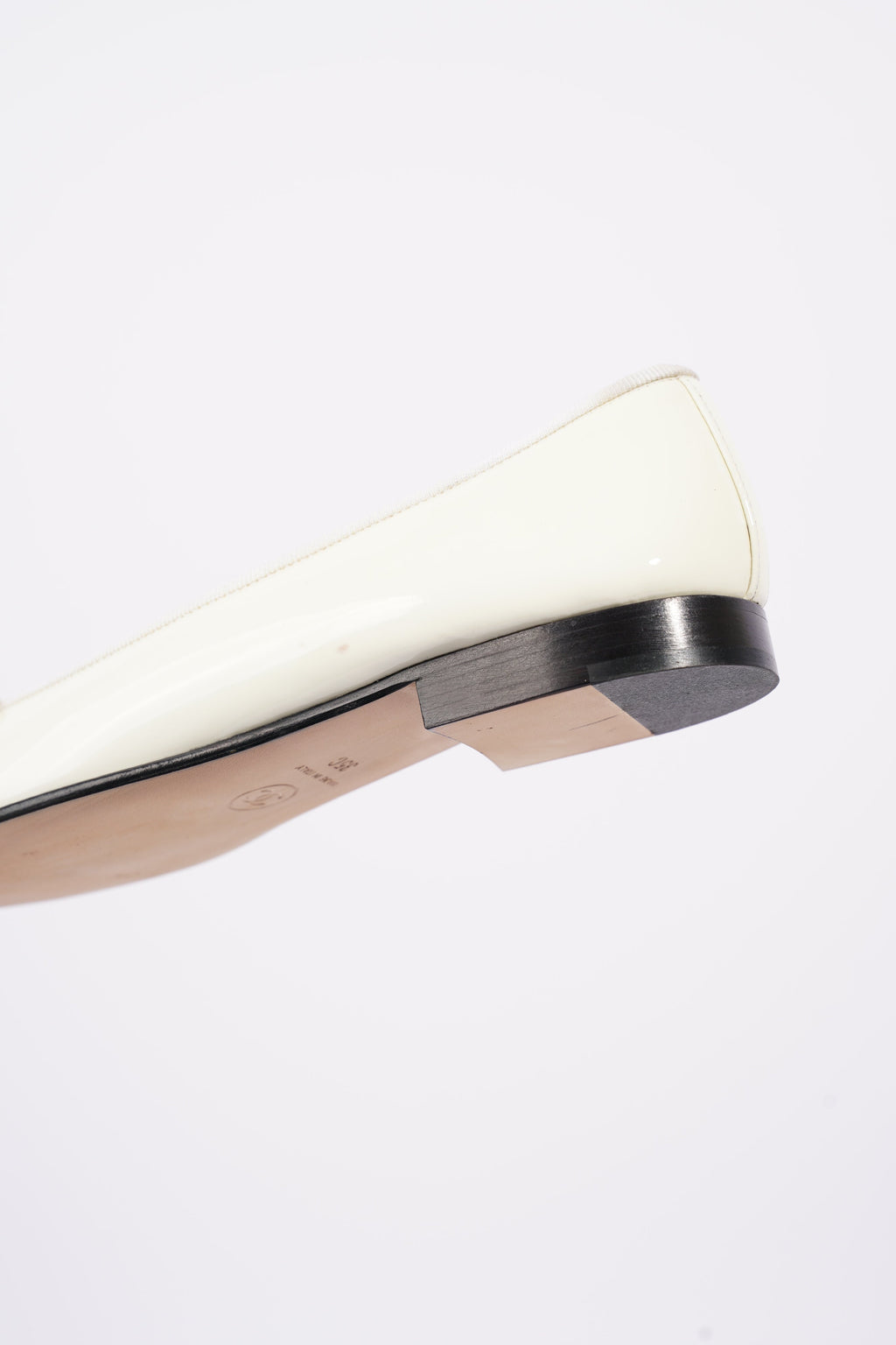 Chanel Womens Ballerina Flat Cream / Black EU 35 / UK 2