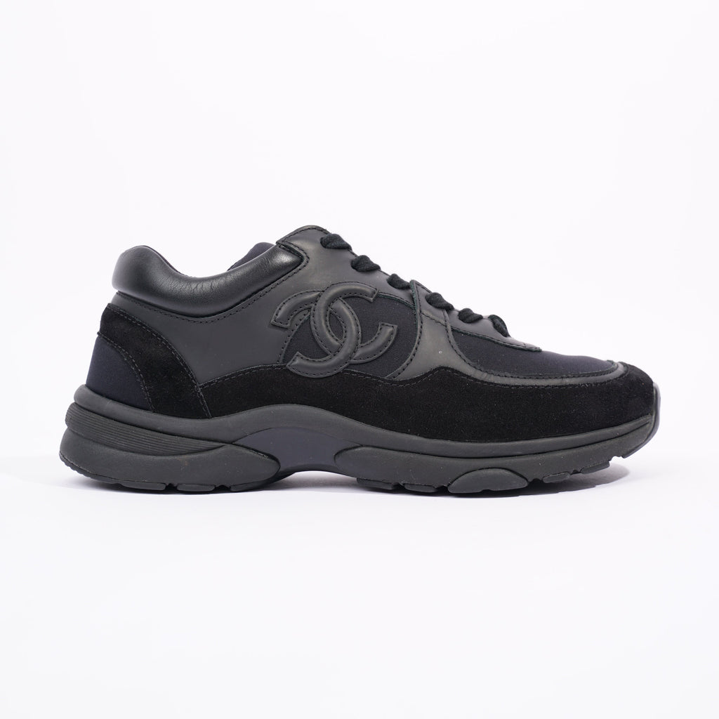 Chanel Womens CC Logo Runner Black EU 37 / UK 4