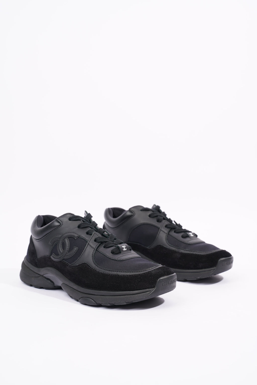 Chanel Womens CC Logo Runner Black EU 37 / UK 4