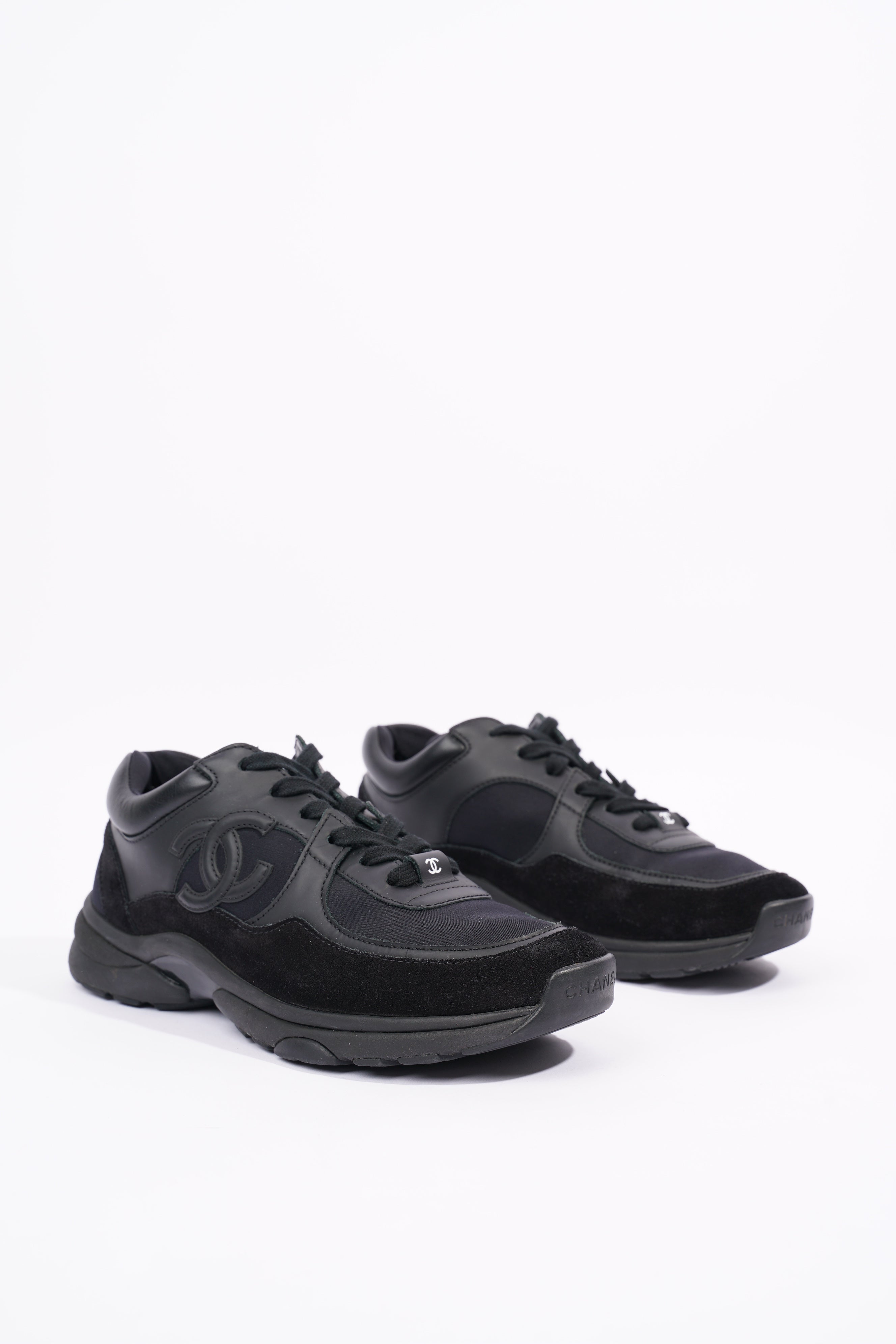 Chanel Womens CC Logo Runner Black EU 37 / UK 4