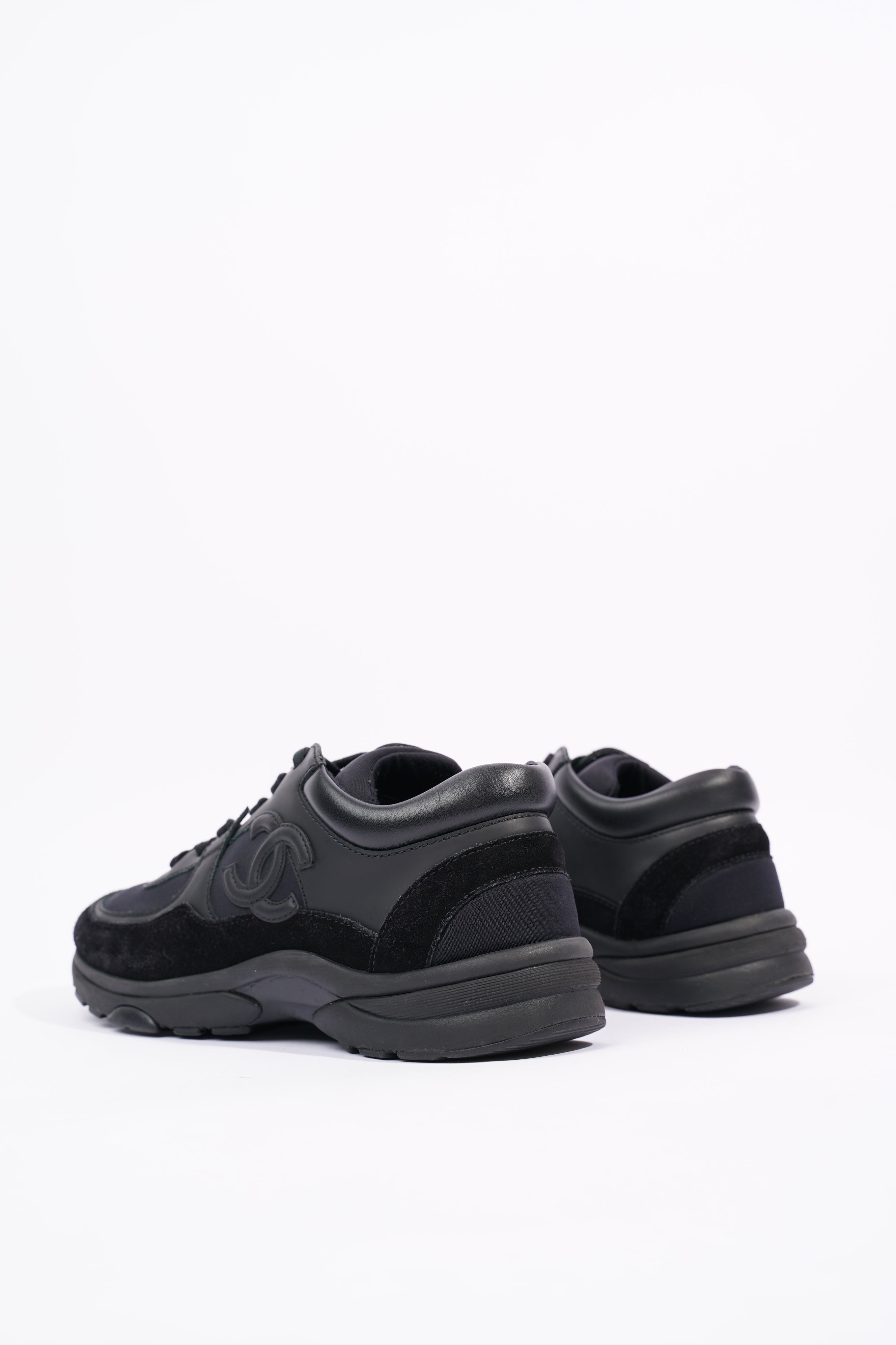 Chanel Womens CC Logo Runner Black EU 37 / UK 4