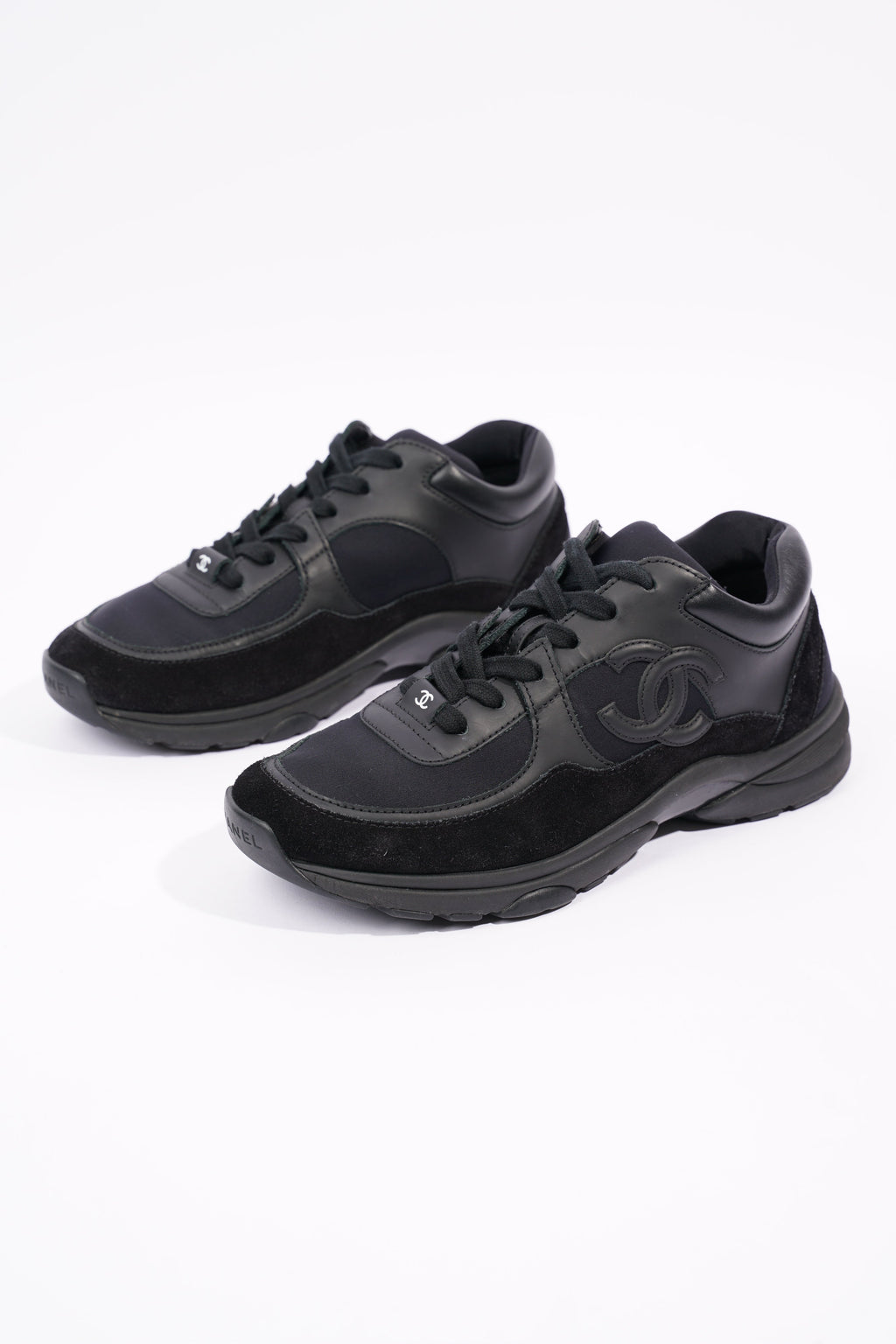 Chanel Womens CC Logo Runner Black EU 37 / UK 4