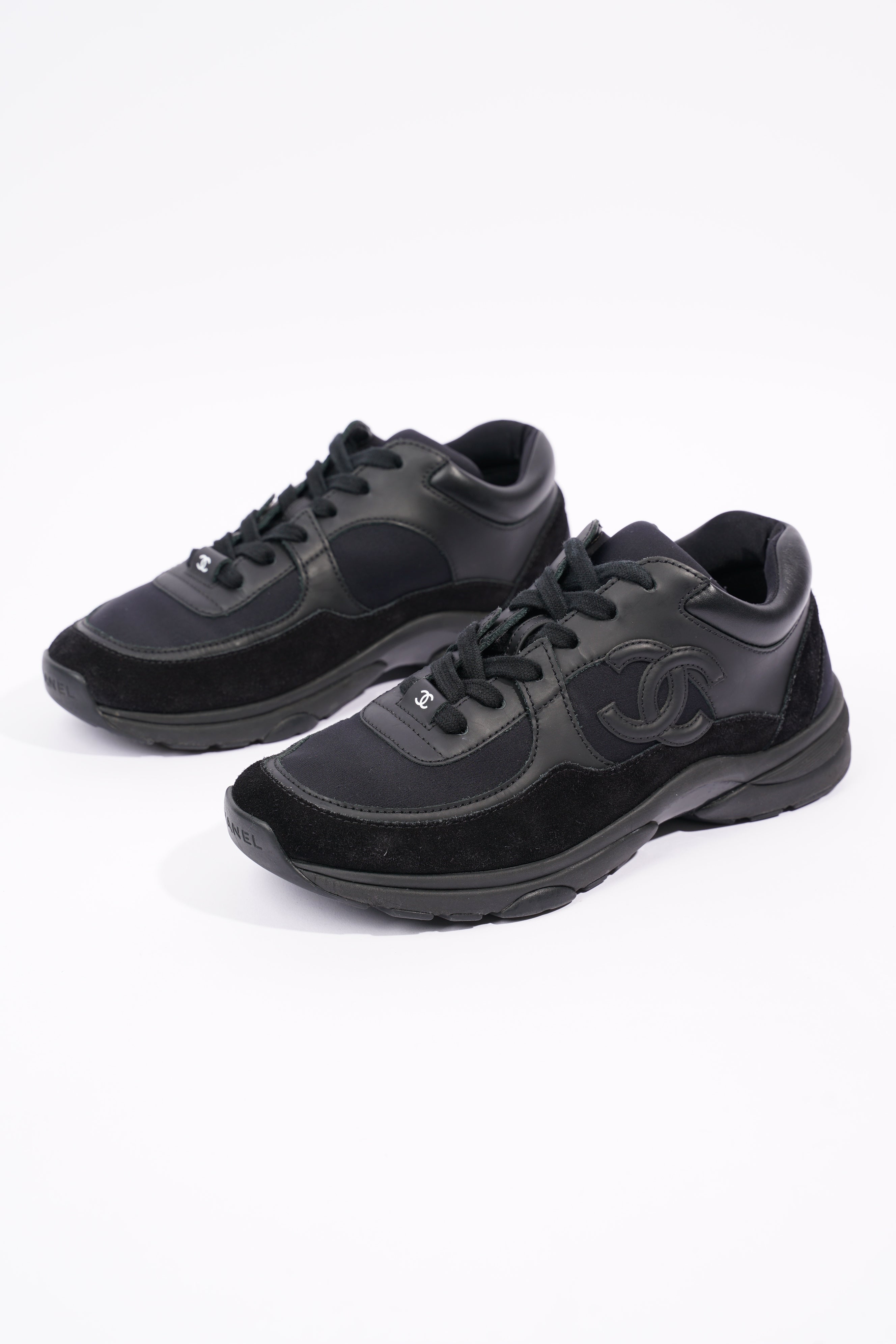 Chanel Womens CC Logo Runner Black EU 37 / UK 4