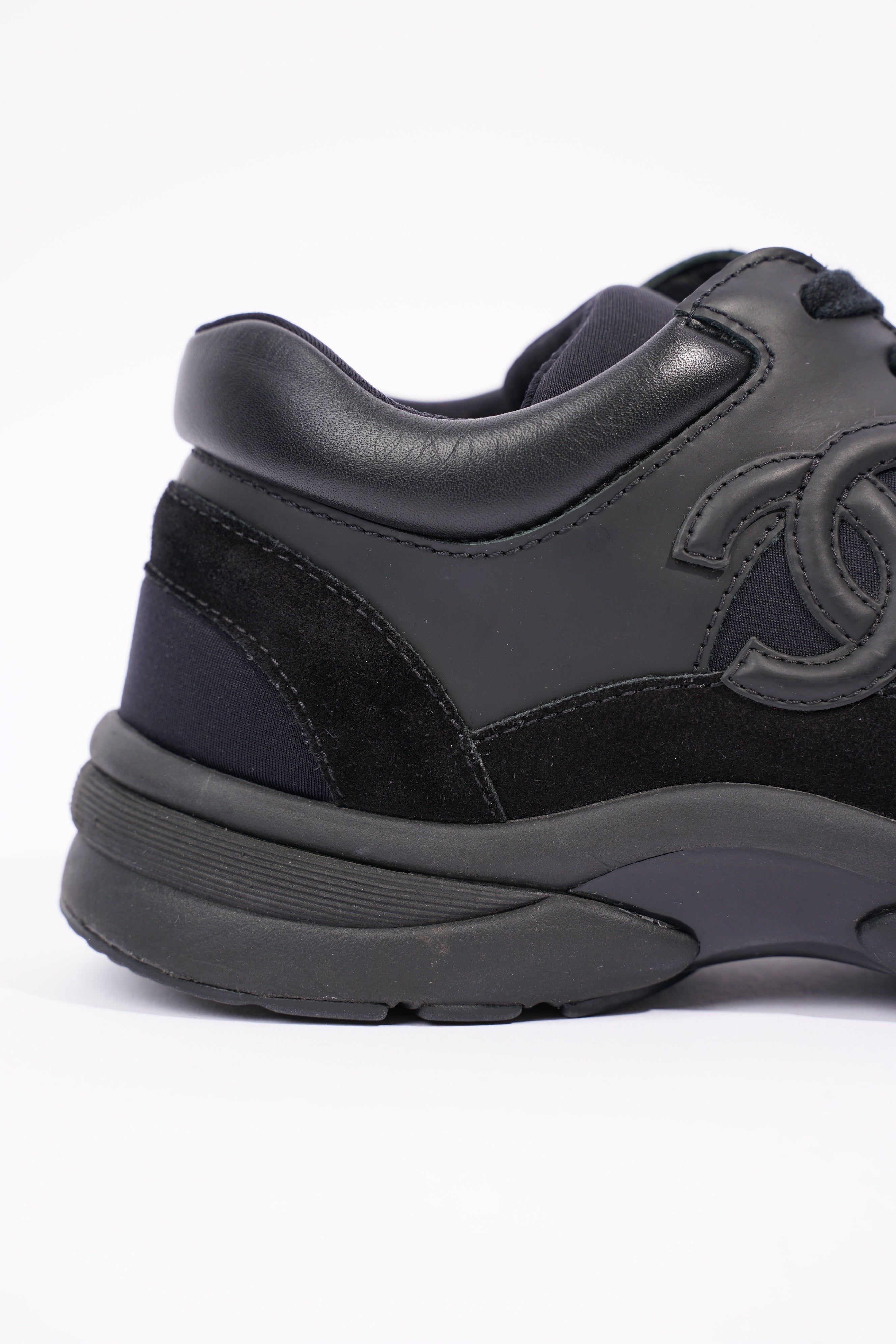 Chanel Womens CC Logo Runner Black EU 37 / UK 4