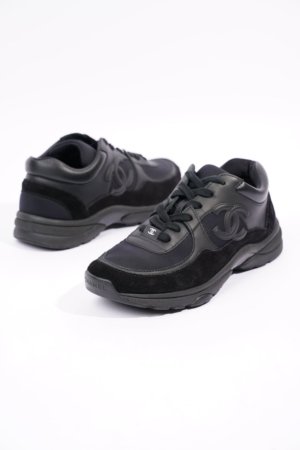 Chanel Womens CC Logo Runner Black EU 37 / UK 4