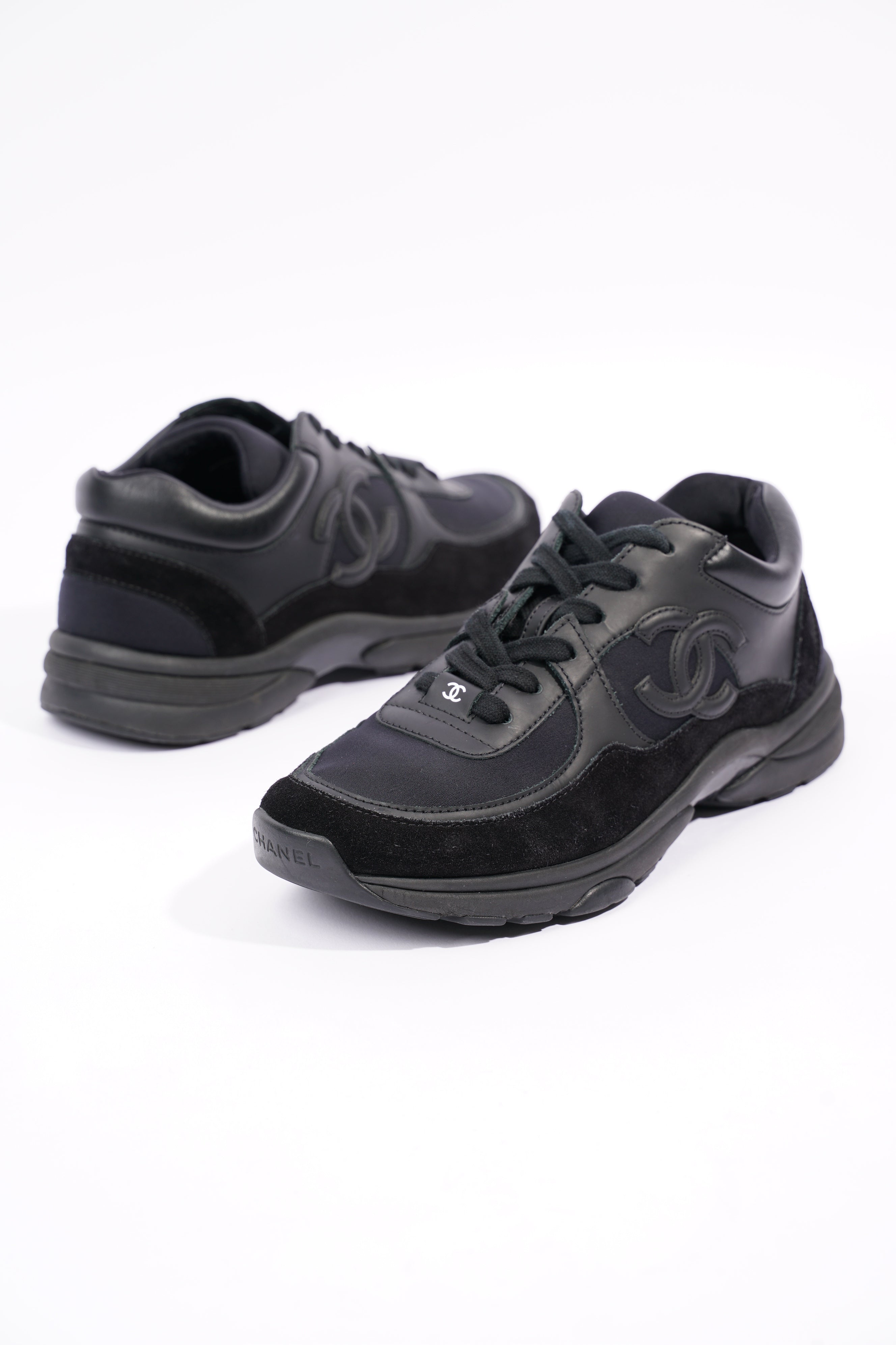 Chanel Womens CC Logo Runner Black EU 37 / UK 4