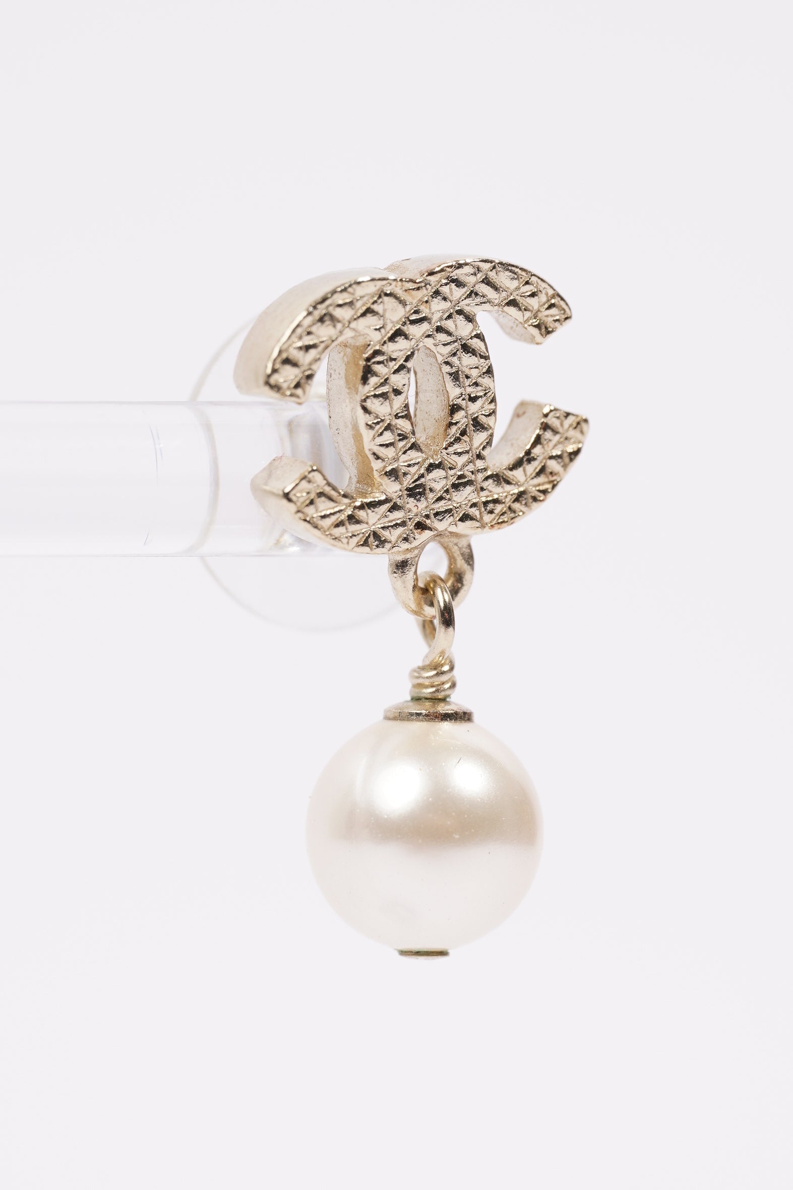 Chanel Womens CC Pearl Drop Earrings Gold