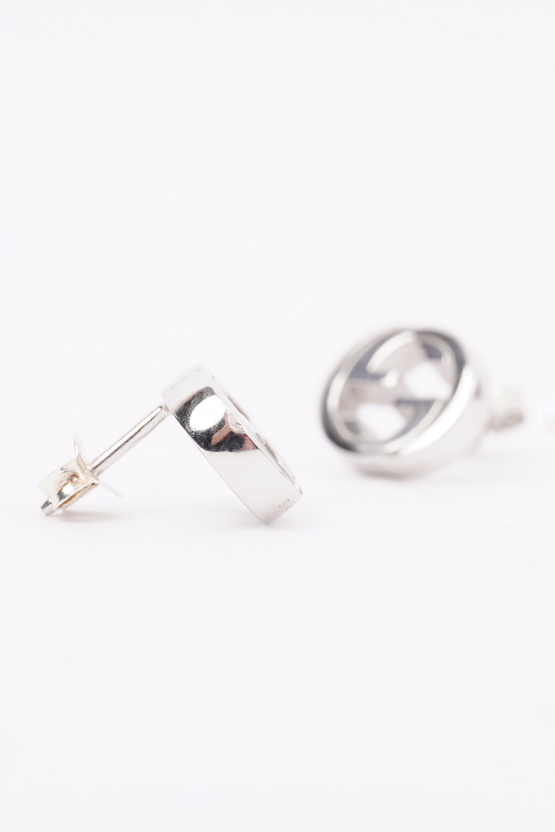 Gucci Interlocking GG Earrings Silver Silver Sterling
