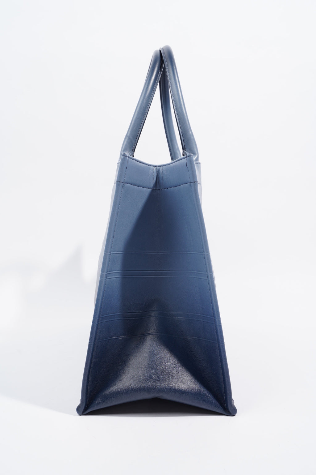 Christian Dior Book Tote Ombre Blue Leather Blue Leather Medium