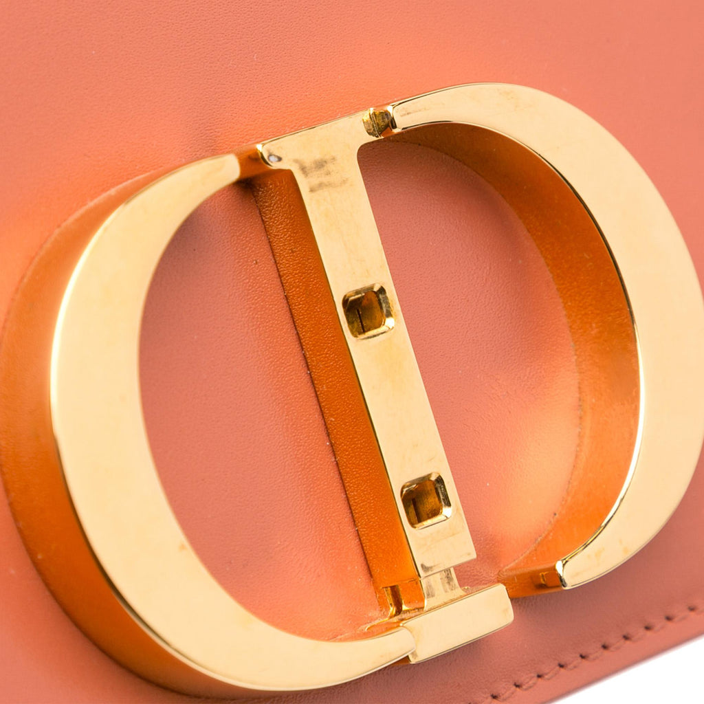 Dior 30 Montaigne Flap Bag (SHG-nuvEJ2)
