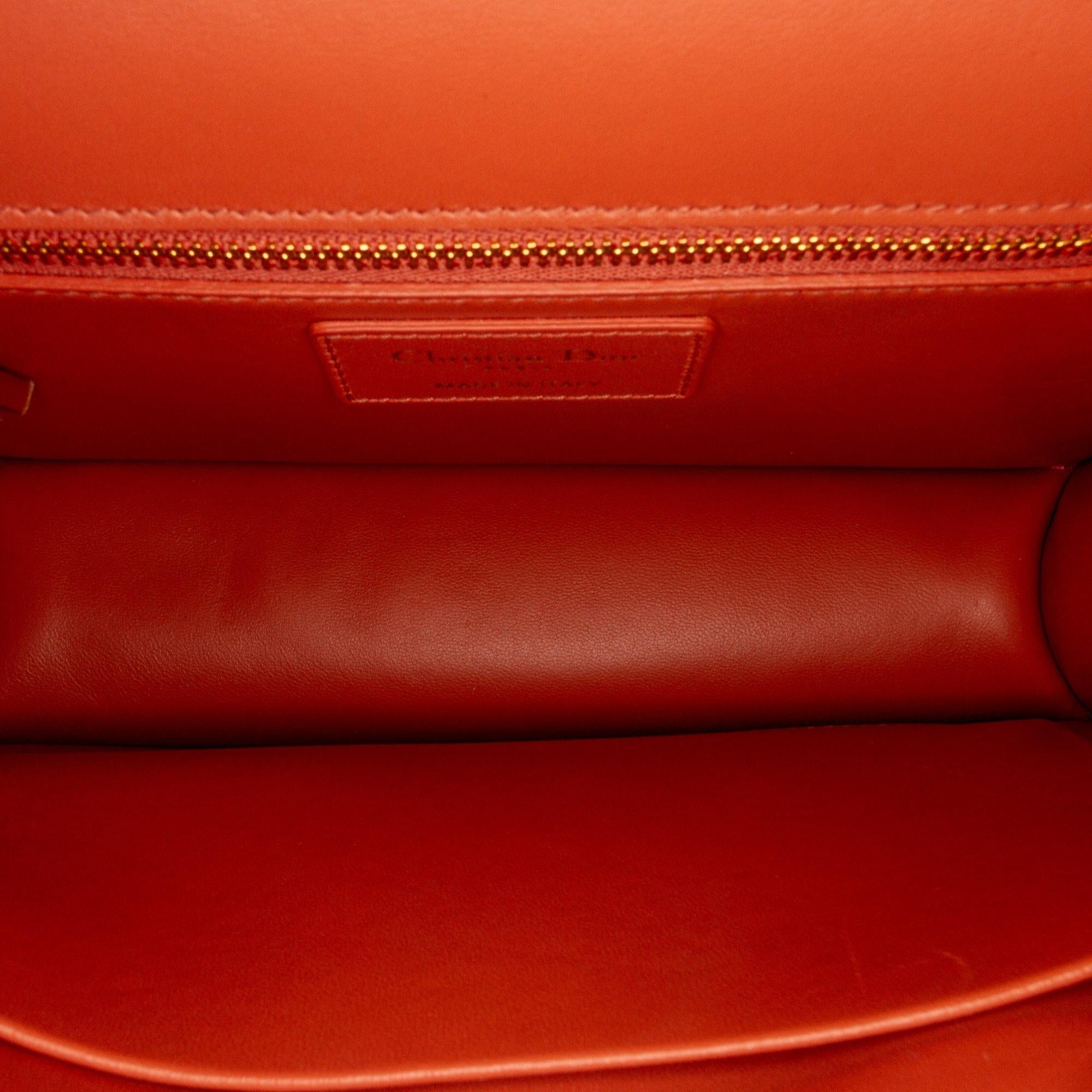 Dior 30 Montaigne Flap Bag (SHG-nuvEJ2)