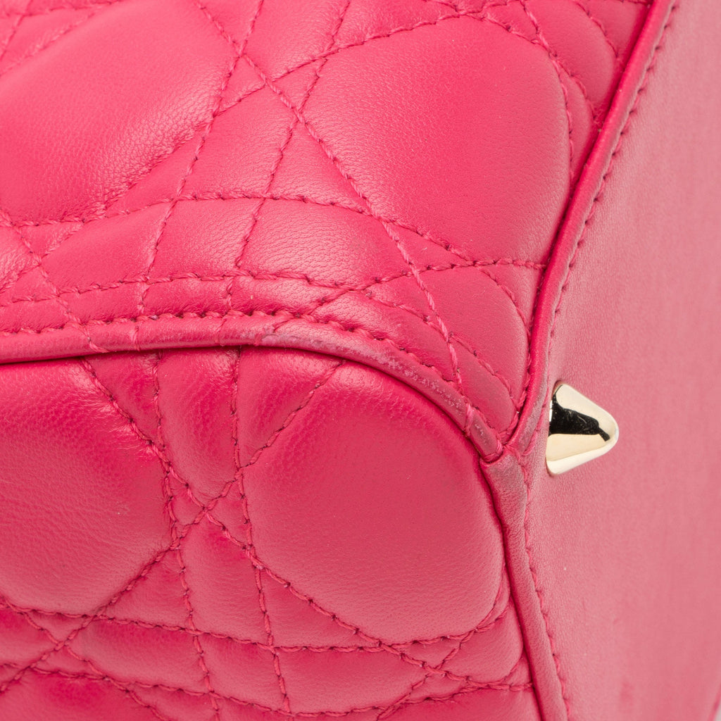 Dior Lambskin Lady Dior Medium Tote (SHF-i1fx7x)