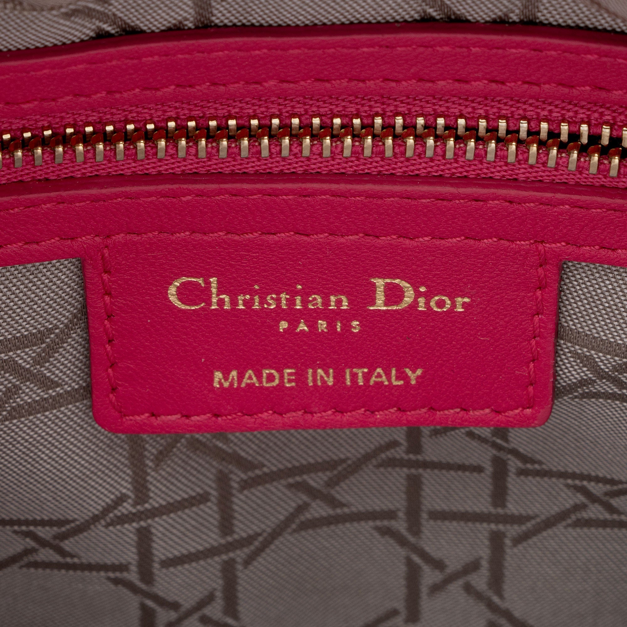 Dior Lambskin Lady Dior Medium Tote (SHF-i1fx7x)