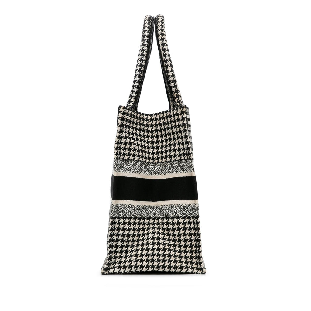 Dior Medium Houndstooth Embroidered Book Tote (SHG-g0s64t)