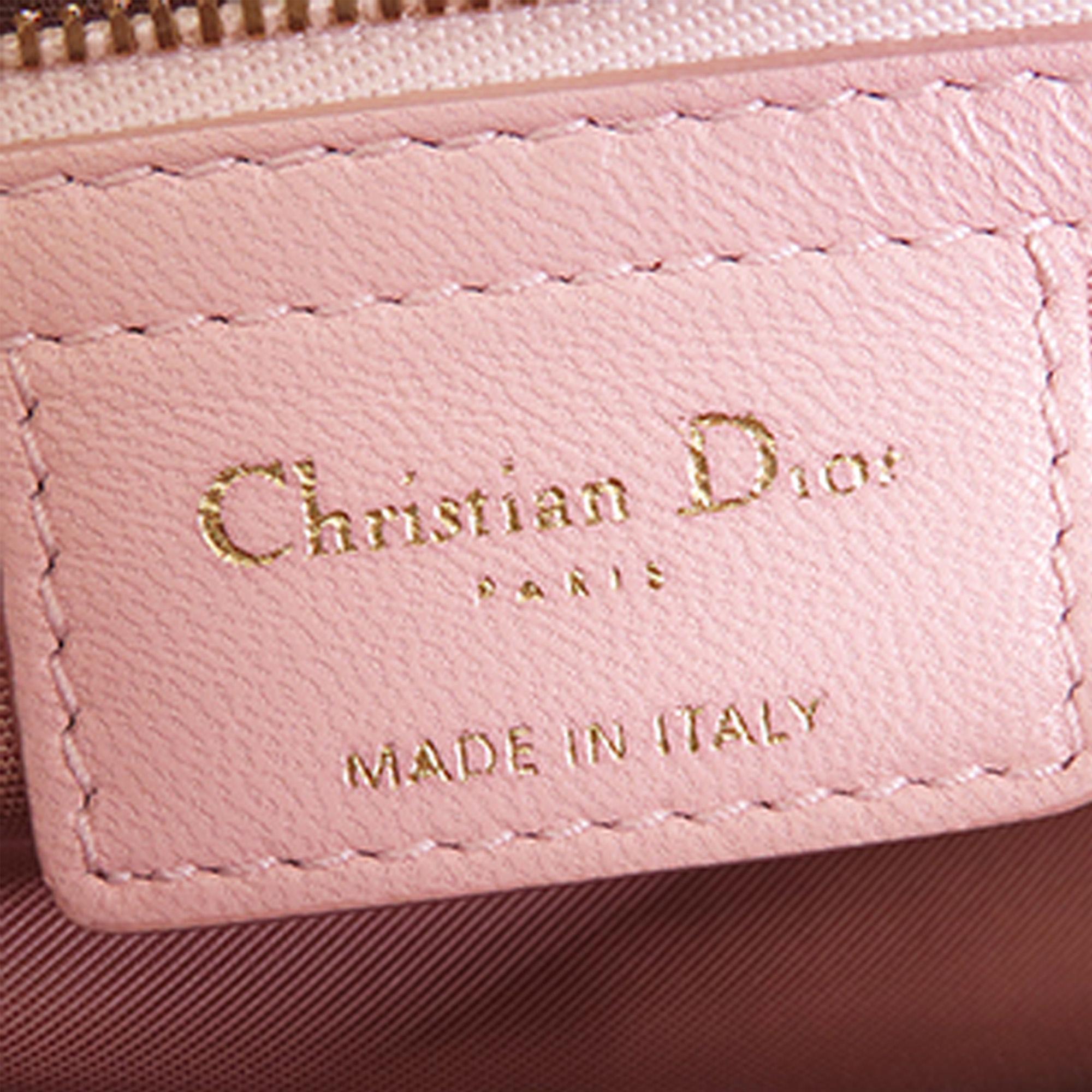 Dior Medium Lambskin Cannage Lady Dior Soft Shopping Tote (SHG-cZhMo2)