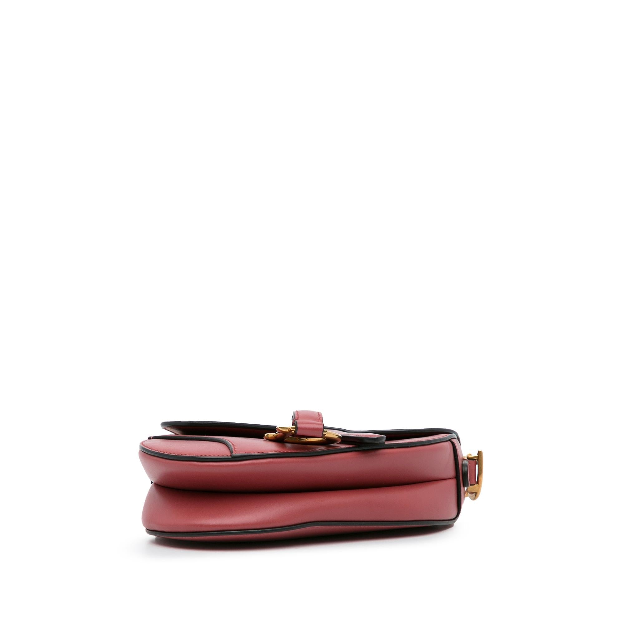 Dior Mini Leather Saddle Bag (SHG-iNrQ7F)