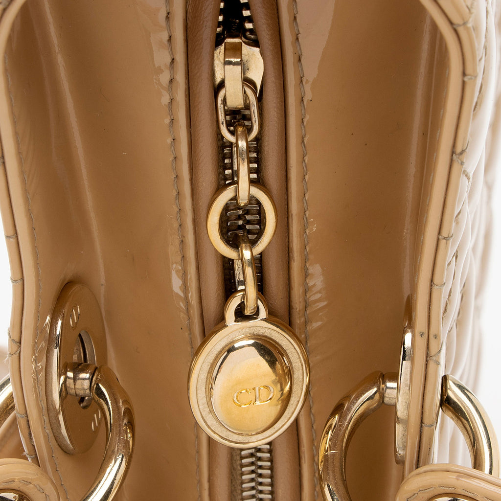 Dior Patent Leather Lady Dior Large Tote (SHF-EZ4EwJ)