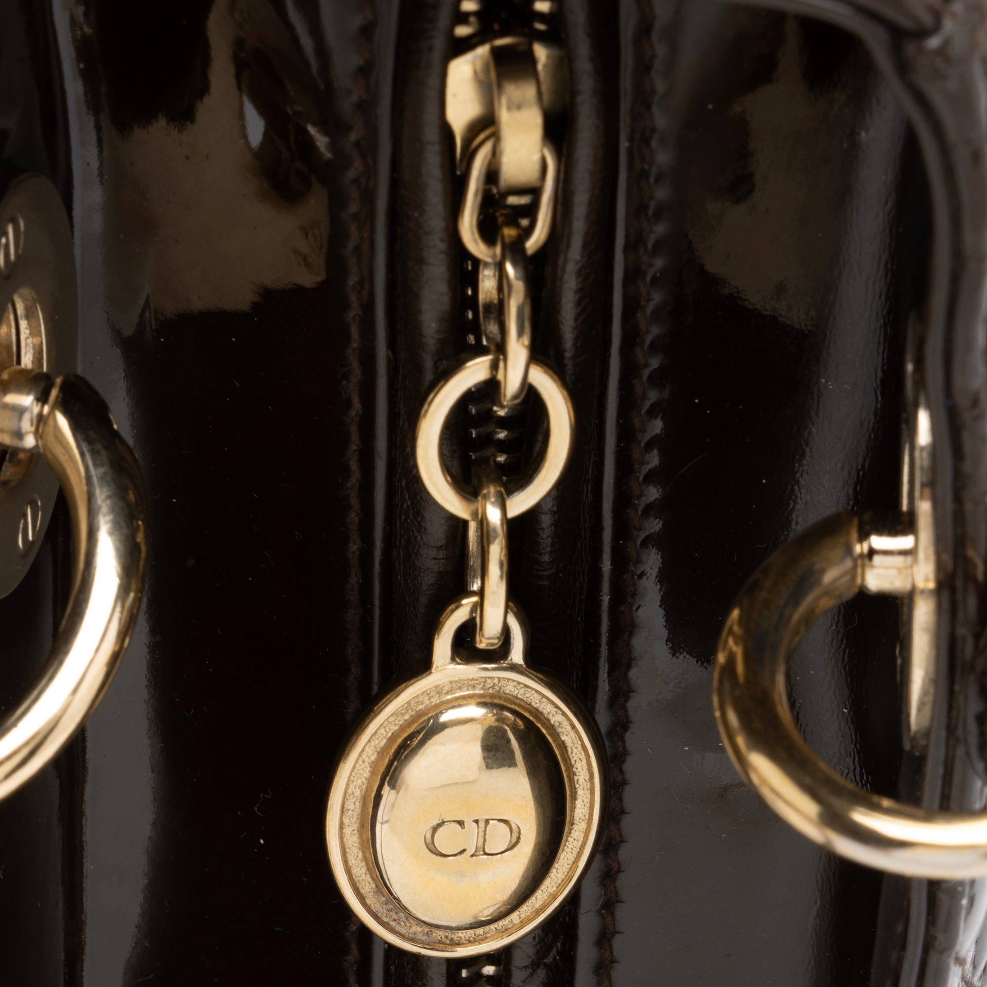 Dior Patent Leather Lady Dior Medium Tote (SHF-c6eBWA)