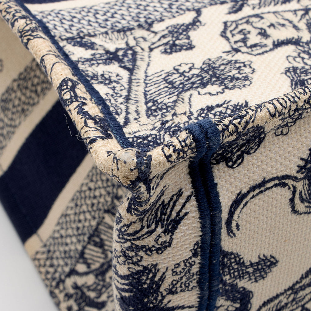 Dior Toile De Jouy Medium Book Tote (SHF-gPdlj9)