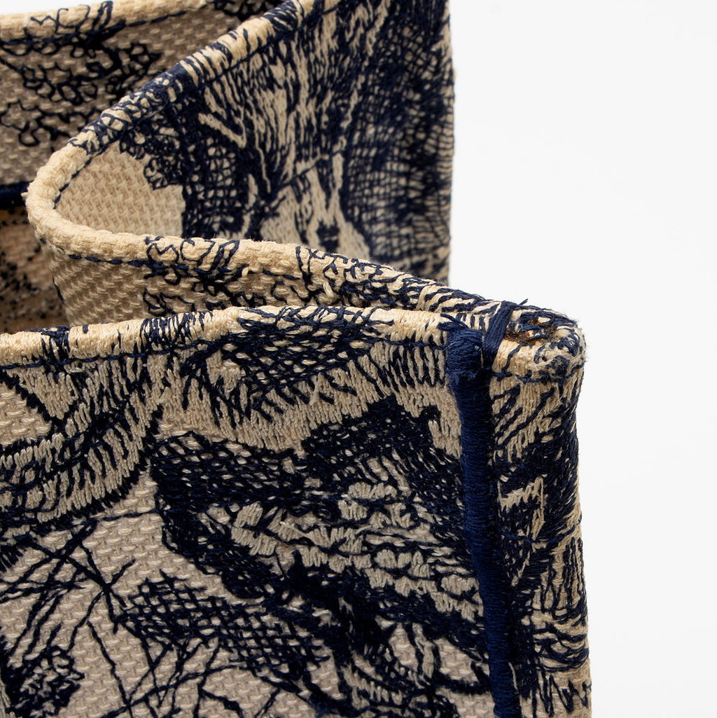 Dior Toile De Jouy Medium Book Tote (SHF-gPdlj9)