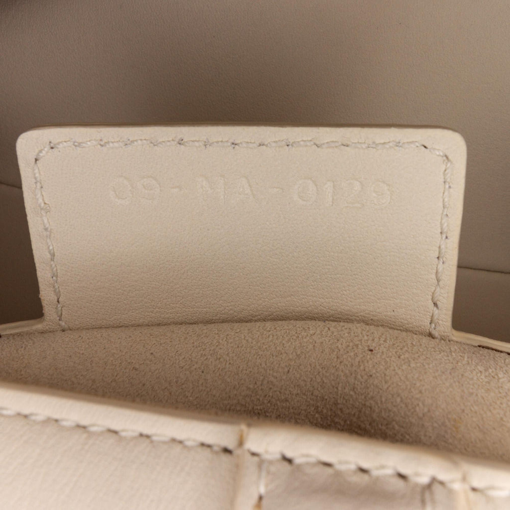 Dior Ultra Matte Saddle (SHG-BOSKWw)