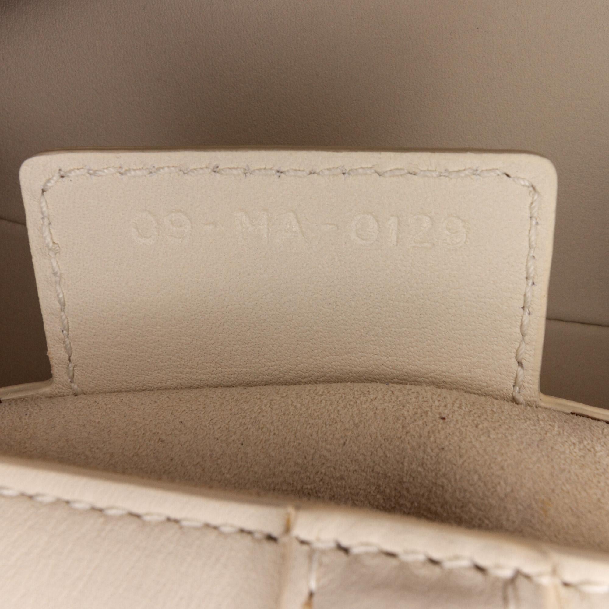 Dior Ultra Matte Saddle (SHG-BOSKWw)