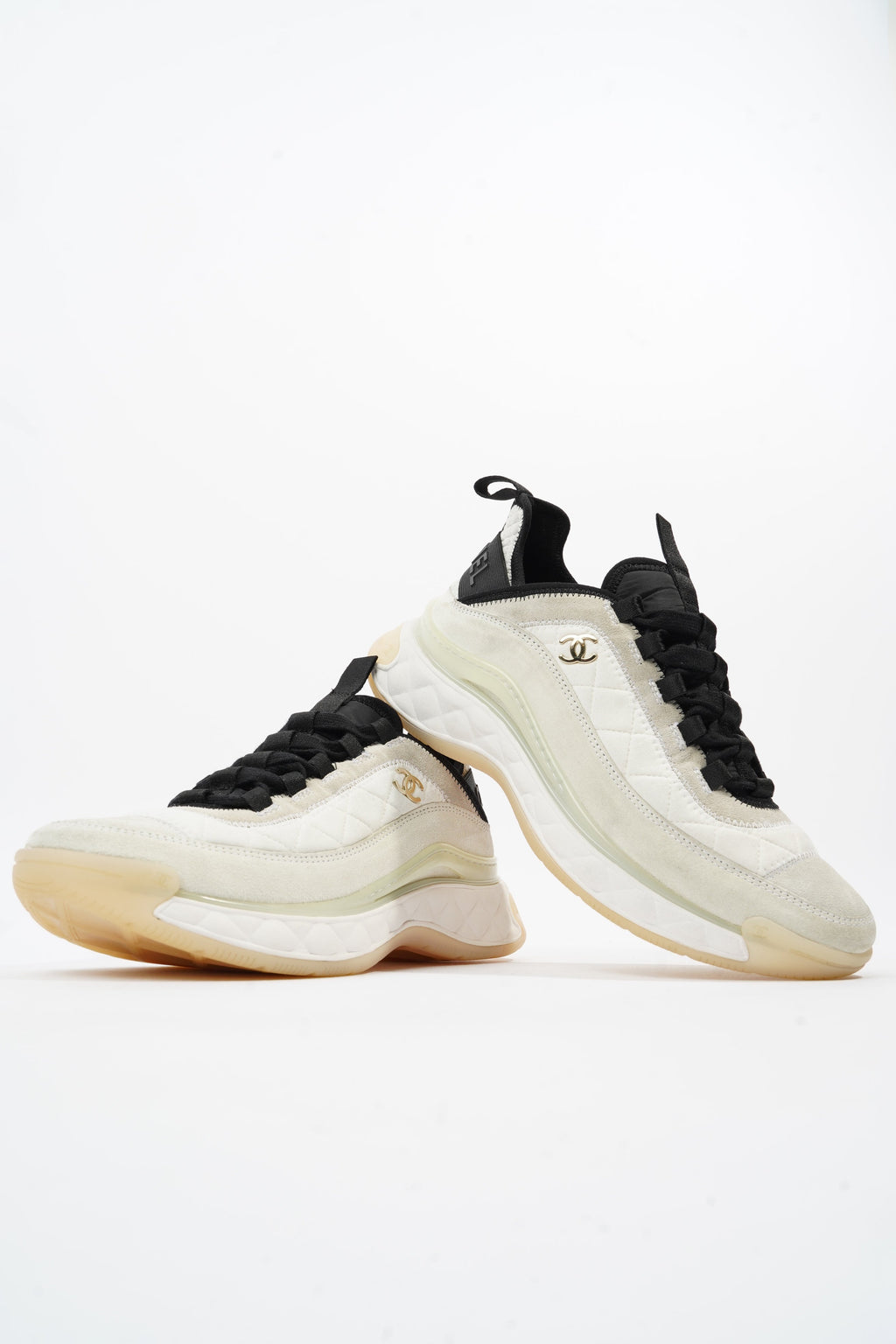 Chanel CC Logo Runners White / Cream / Black Suede EU 39.5 UK 6.5