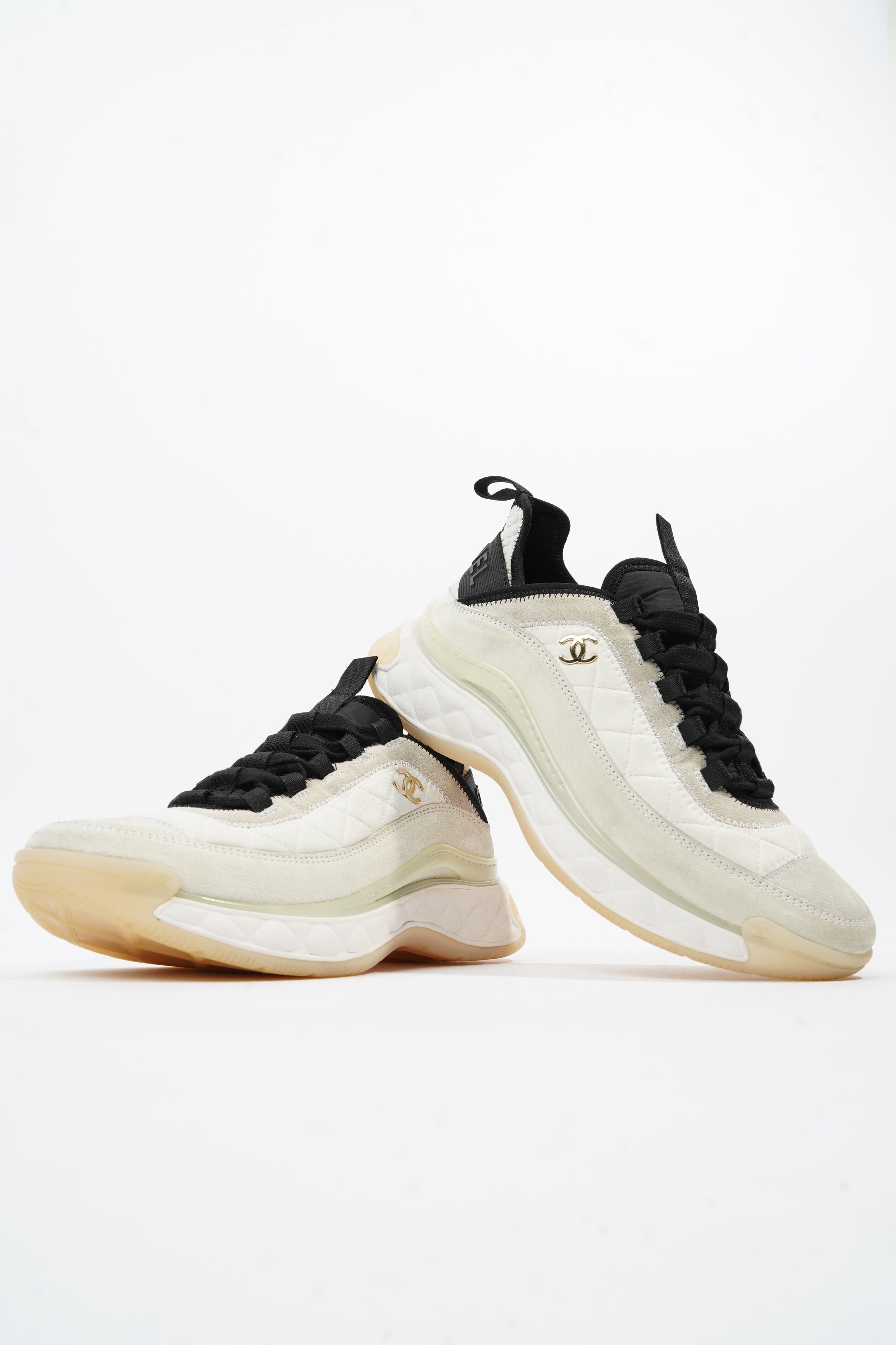 Chanel CC Logo Runners White / Cream / Black Suede EU 39.5 UK 6.5