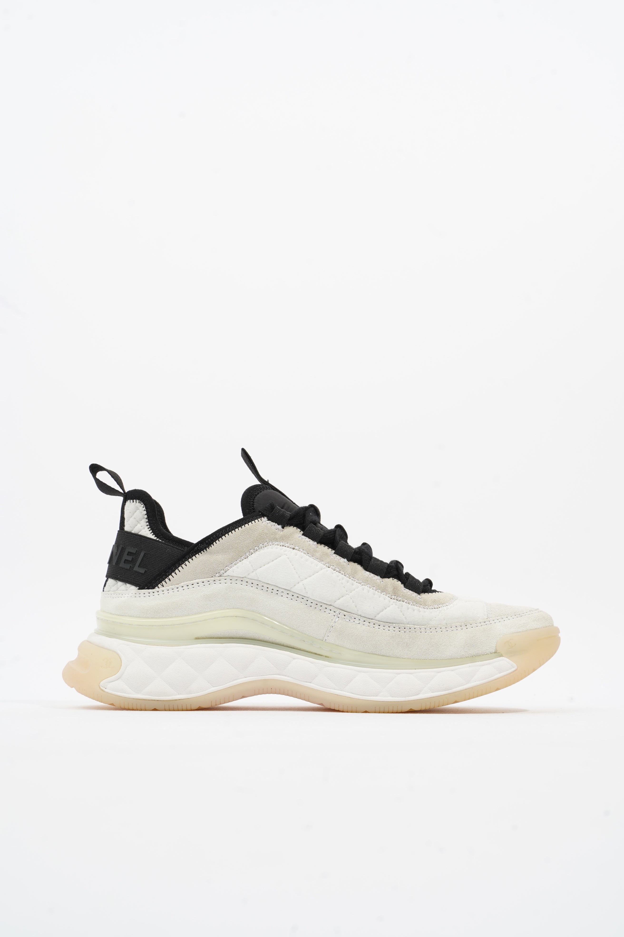 Chanel CC Logo Runners White / Cream / Black Suede EU 39.5 UK 6.5