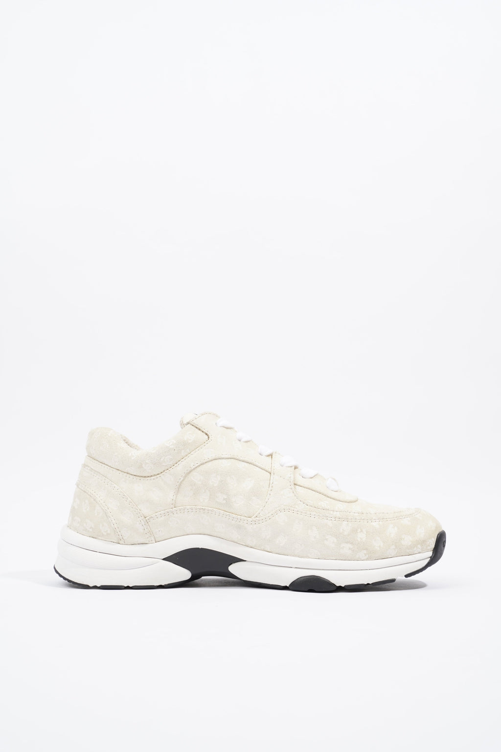 Chanel CC Logo Cream / White Suede EU 39.5 UK 6.5