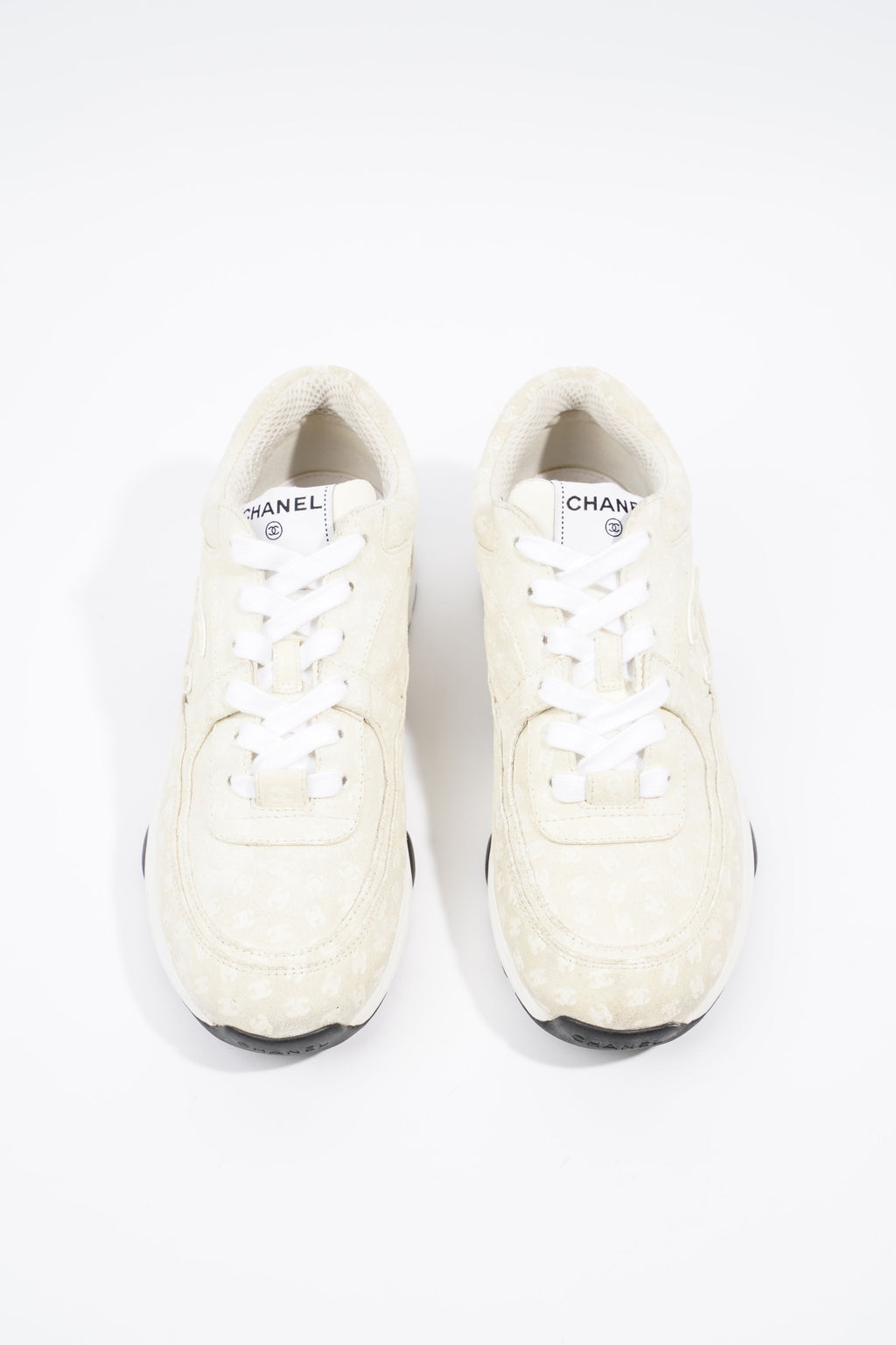 Chanel CC Logo Cream / White Suede EU 39.5 UK 6.5