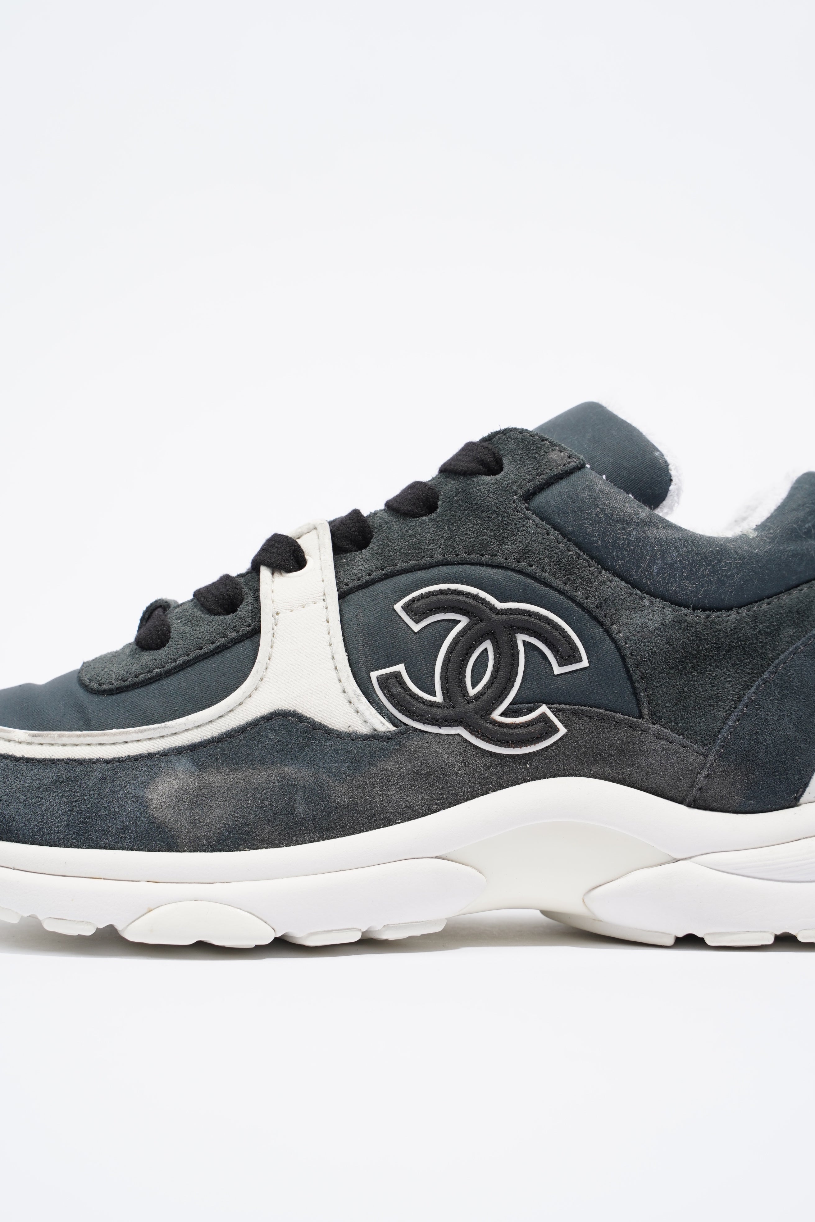 Chanel CC Logo Sneaker Navy / White Suede EU 36 UK 3