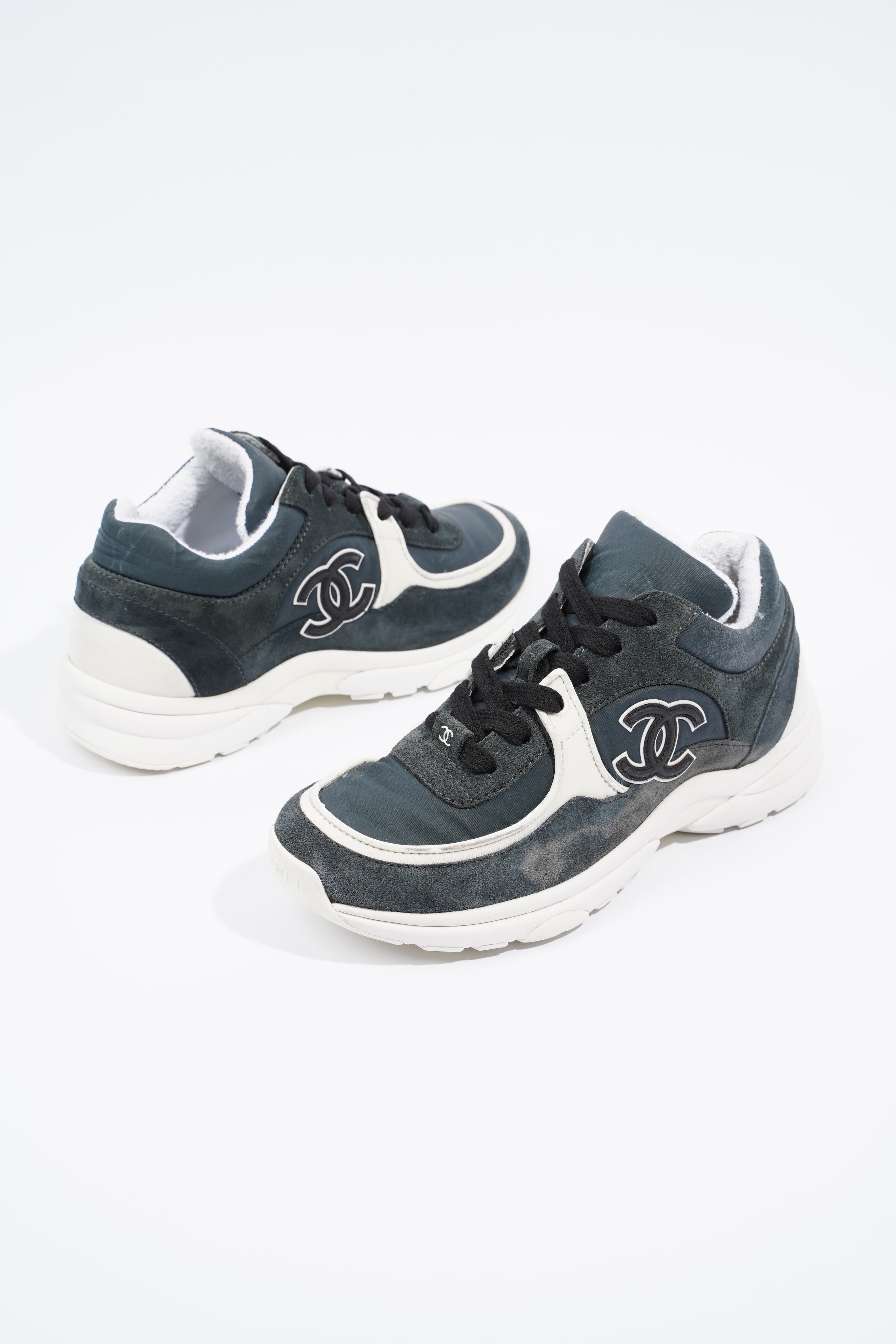 Chanel CC Logo Sneaker Navy / White Suede EU 36 UK 3