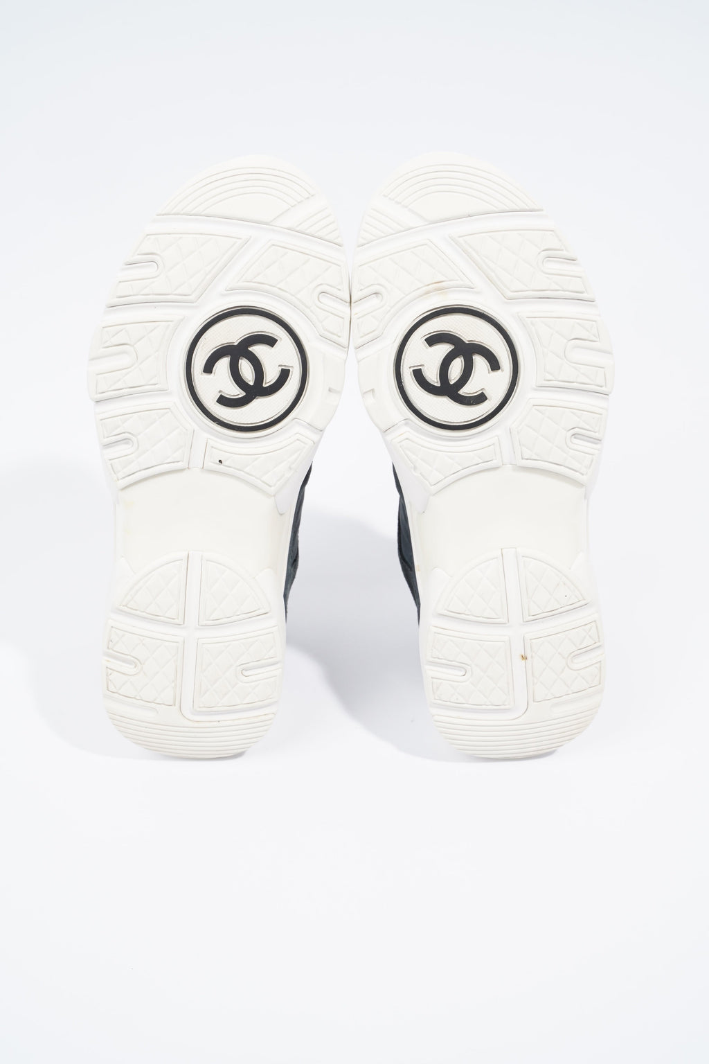 Chanel CC Logo Sneaker Navy / White Suede EU 36 UK 3