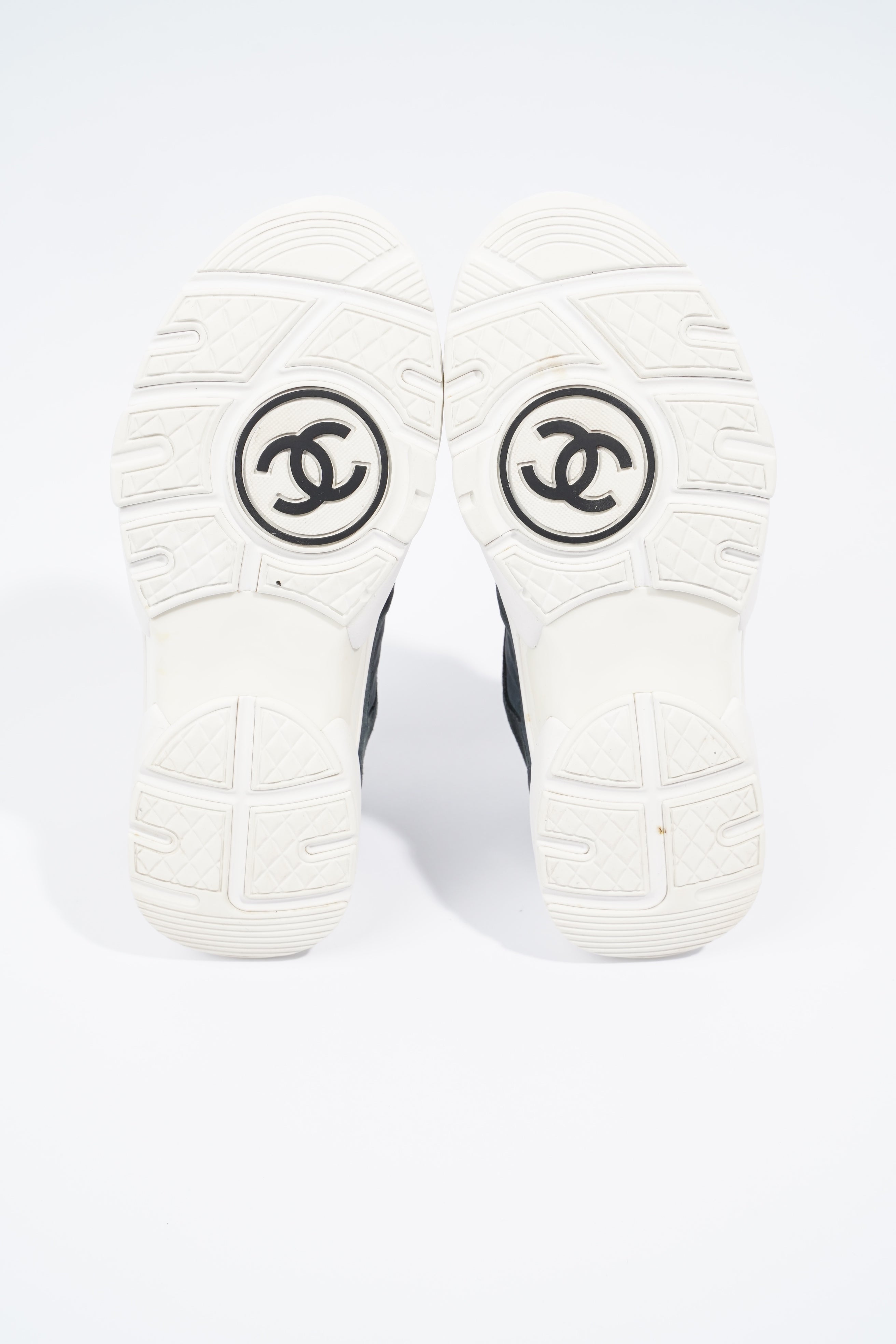 Chanel CC Logo Sneaker Navy / White Suede EU 36 UK 3