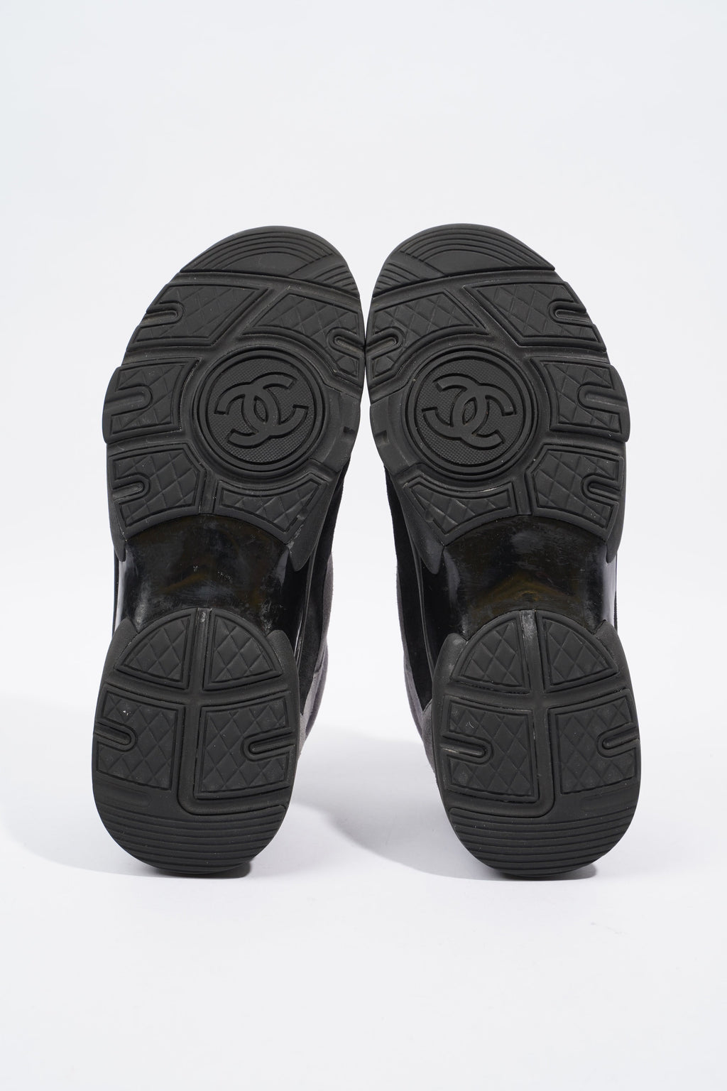 Chanel CC Runner Grey / Black Suede EU 38 UK 5