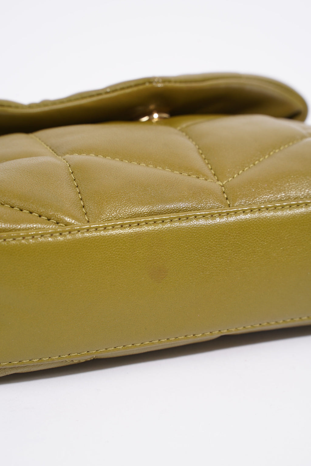 Saint Laurent Small Puffer Pouch Green Lambskin Leather