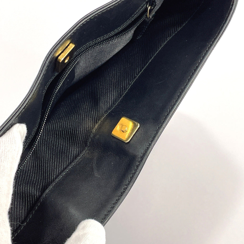 GUCCI Shoulder Bag 001・4231 one belt GG canvas/leather Black Women Used