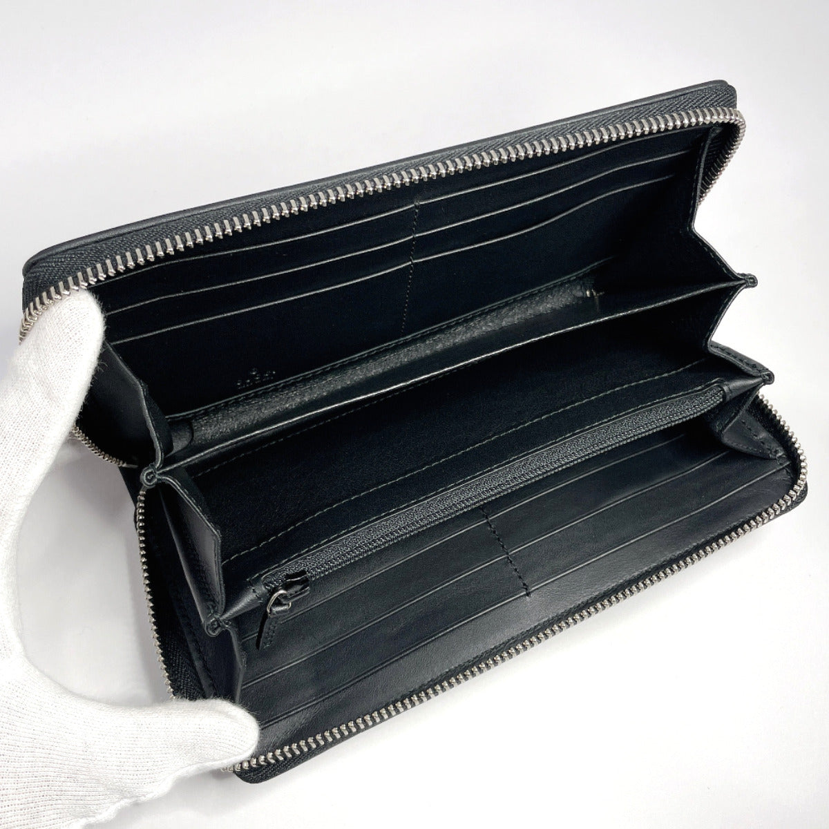 GUCCI purse 295608 Diamante leather Black unisex Used