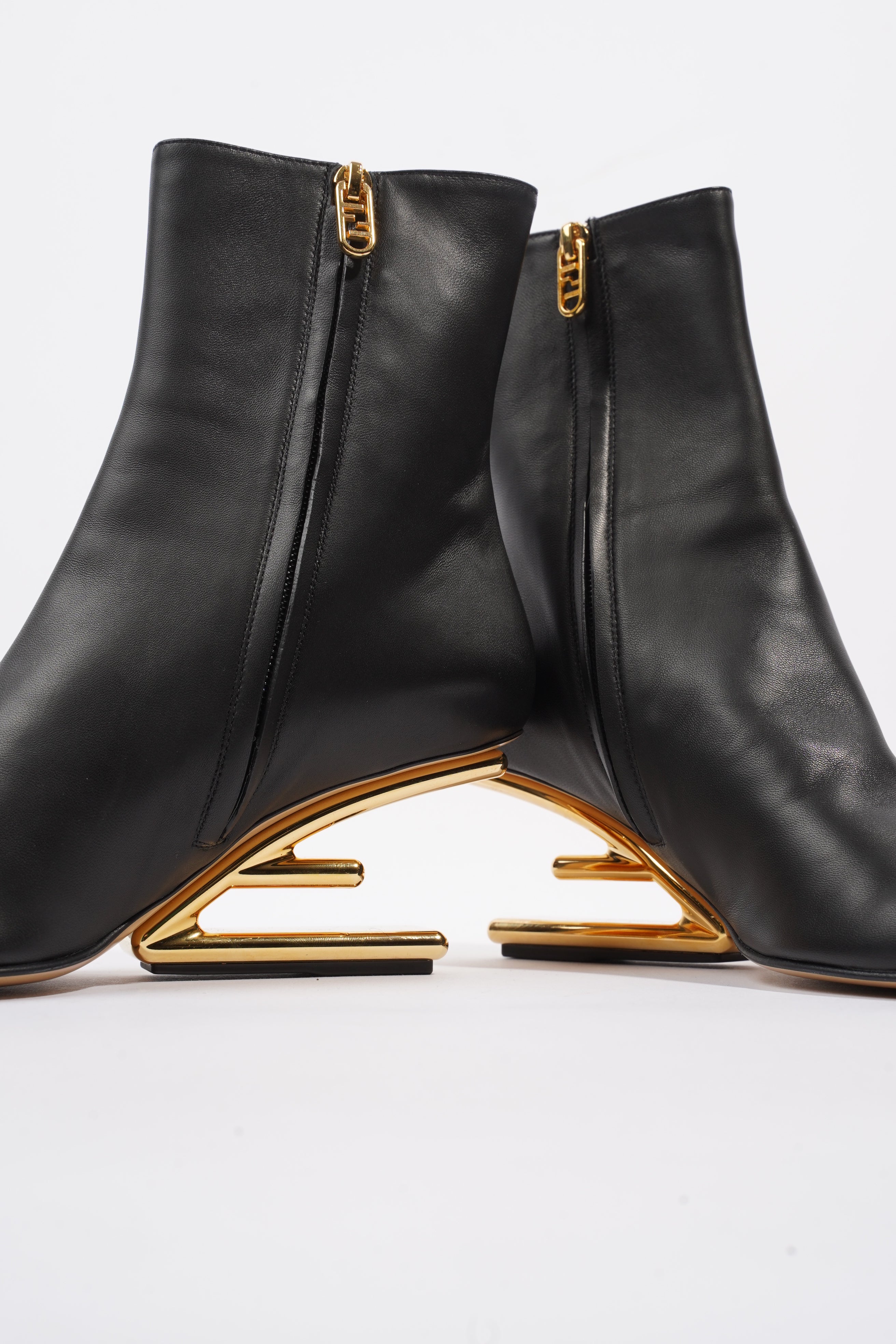 Fendi Fendi First Boots Black Leather EU 39 UK 6