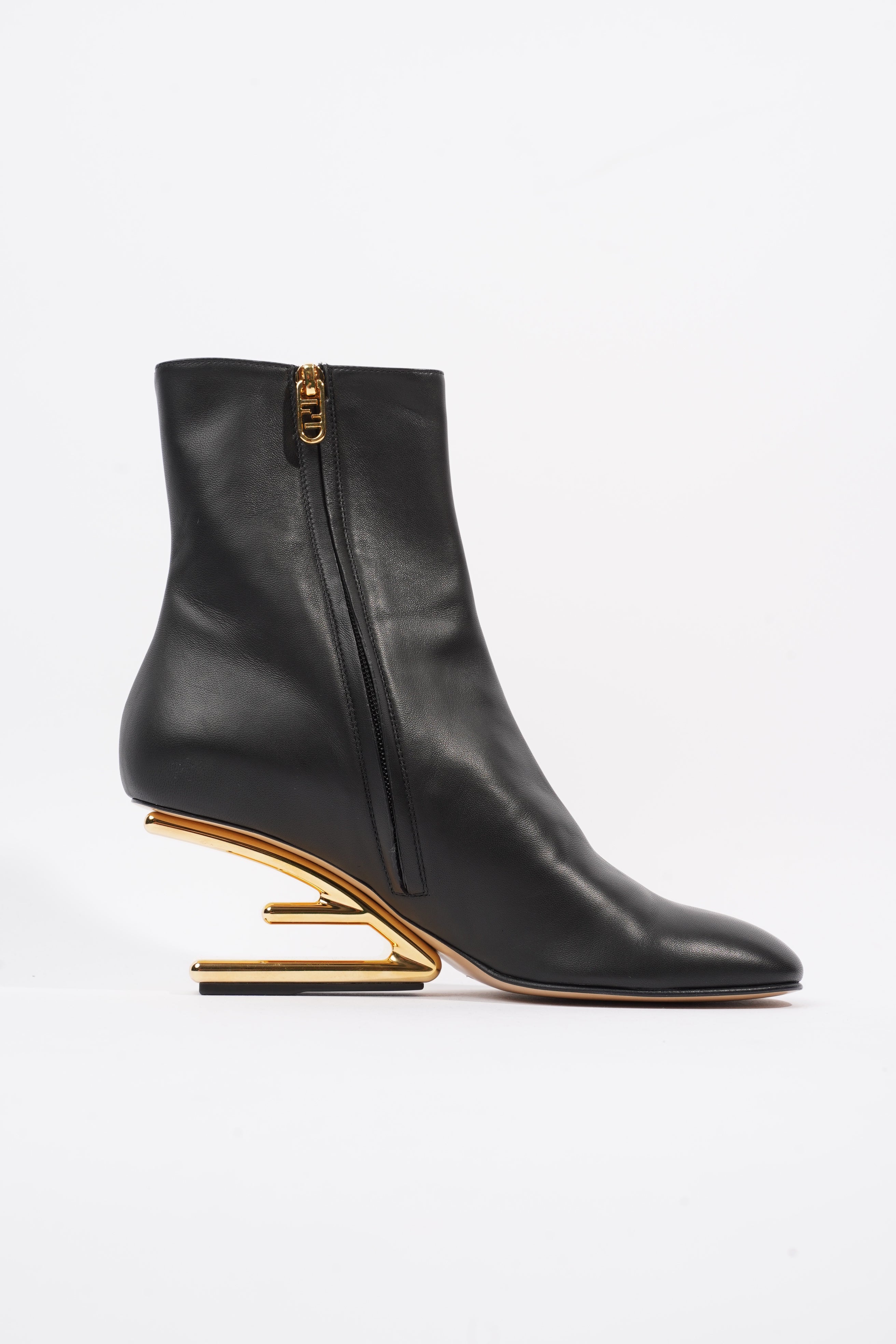 Fendi Fendi First Boots Black Leather EU 39 UK 6