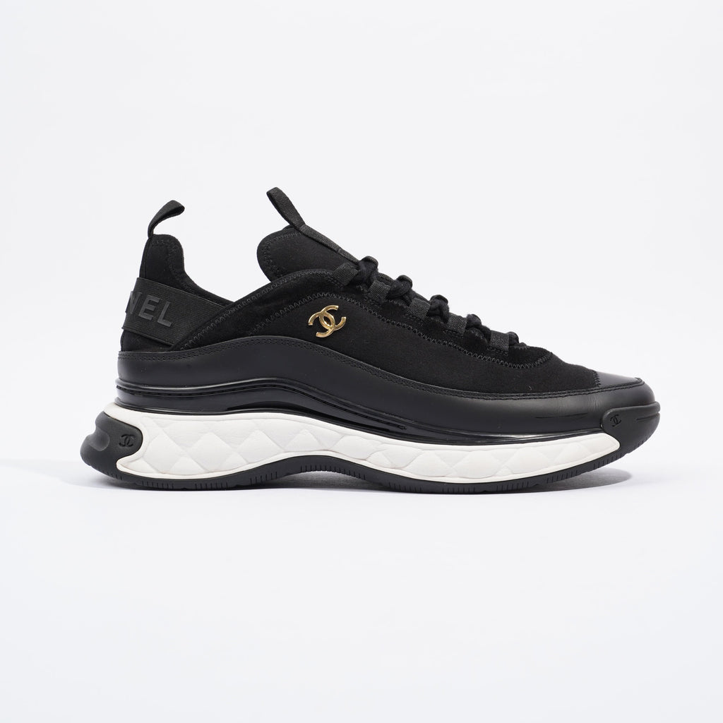Chanel CC Logo Sneaker Black / White Fabric EU 42 UK 8