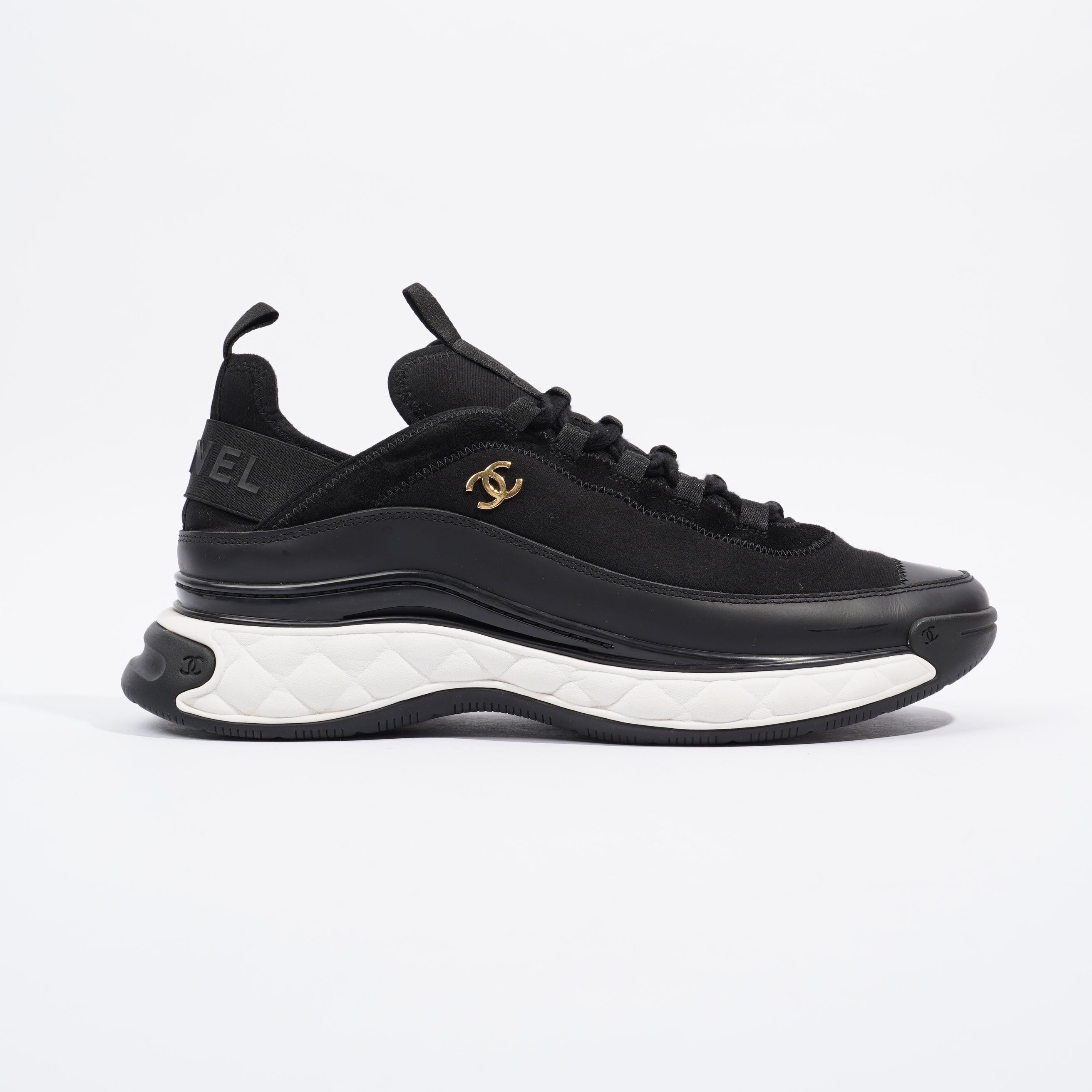 Chanel CC Logo Sneaker Black / White Fabric EU 42 UK 8