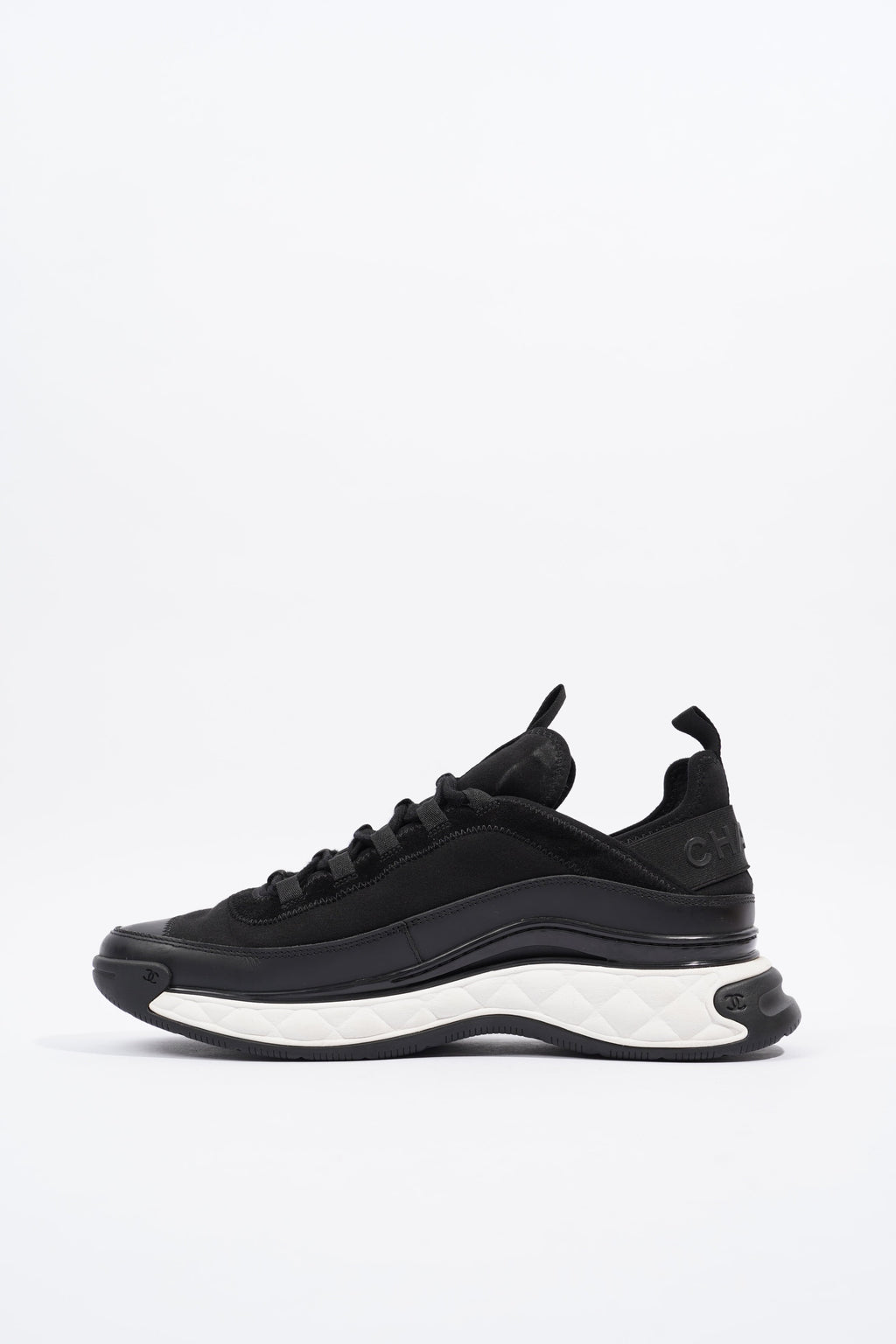 Chanel CC Logo Sneaker Black / White Fabric EU 42 UK 8