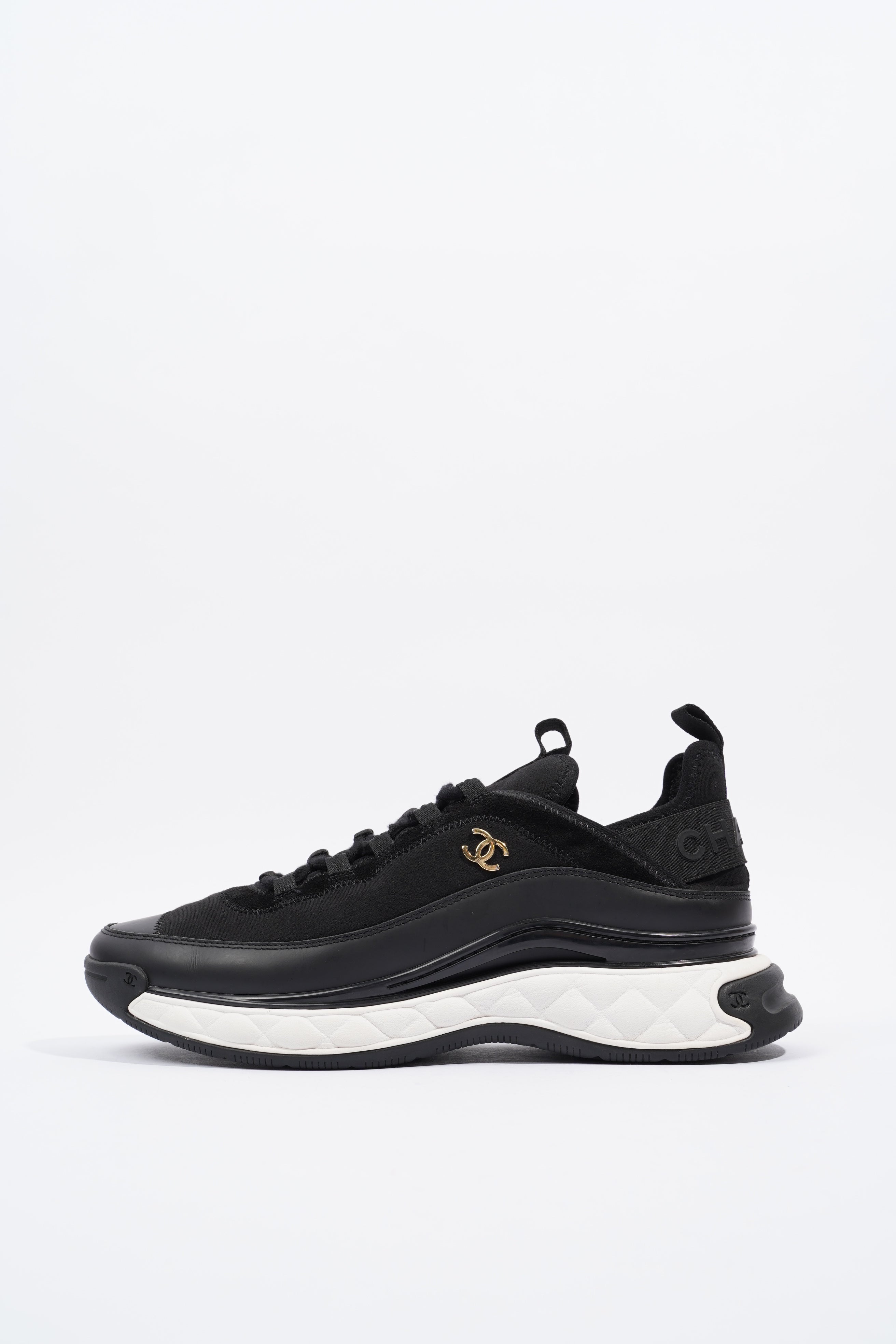 Chanel CC Logo Sneaker Black / White Fabric EU 42 UK 8