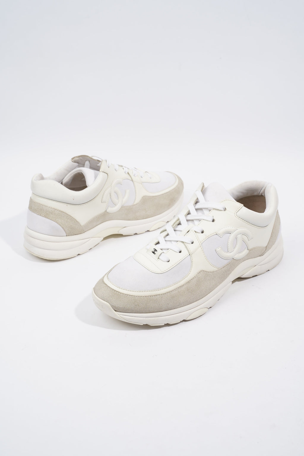 Chanel CC Logo Sneaker White Suede EU 44 UK 10