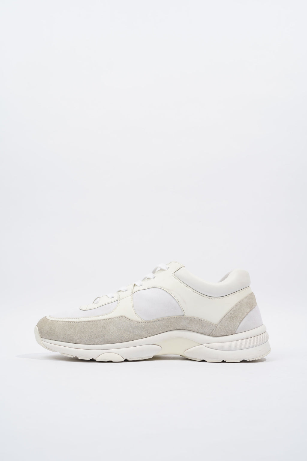 Chanel CC Logo Sneaker White Suede EU 44 UK 10