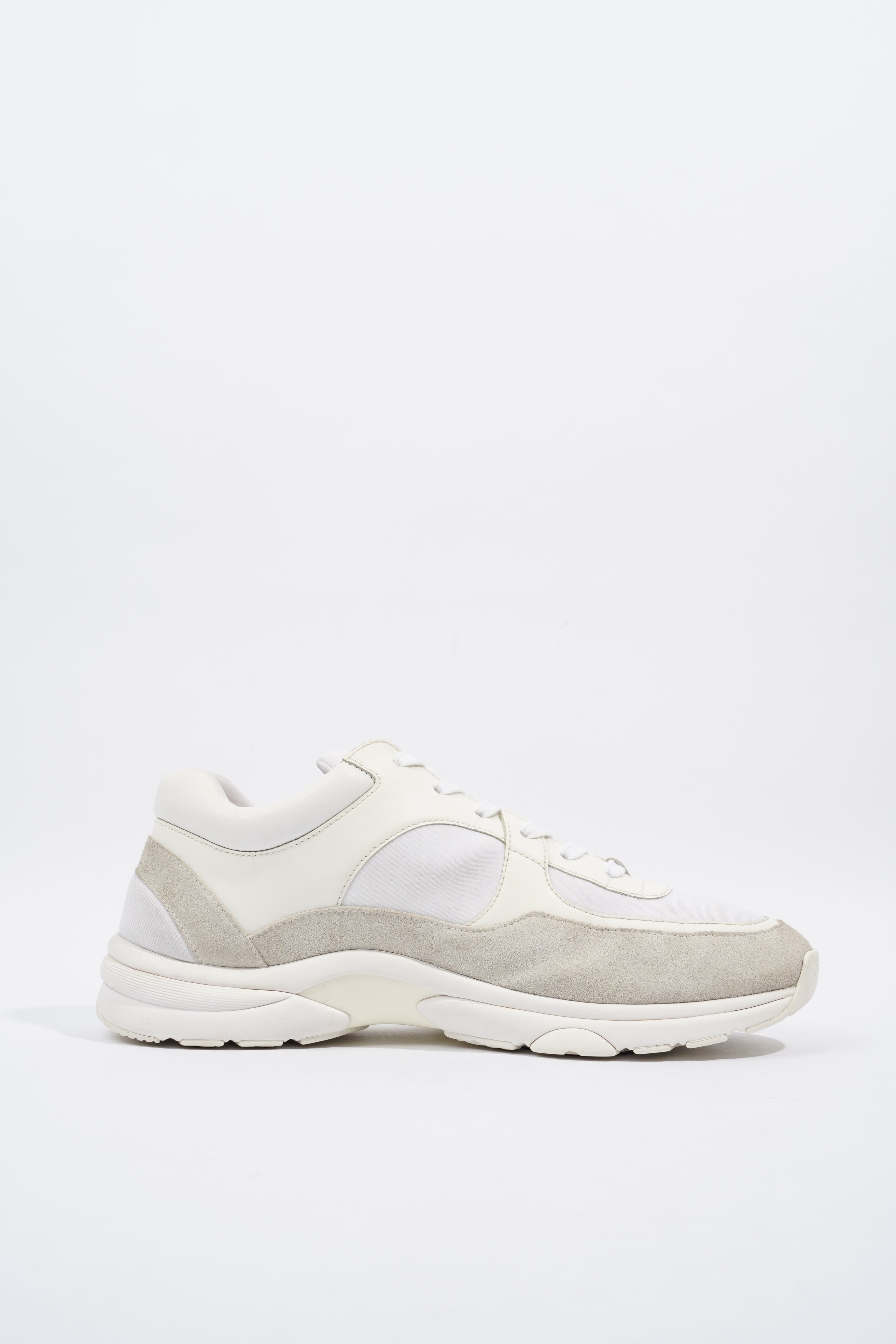 Chanel CC Logo Sneaker White Suede EU 44 UK 10