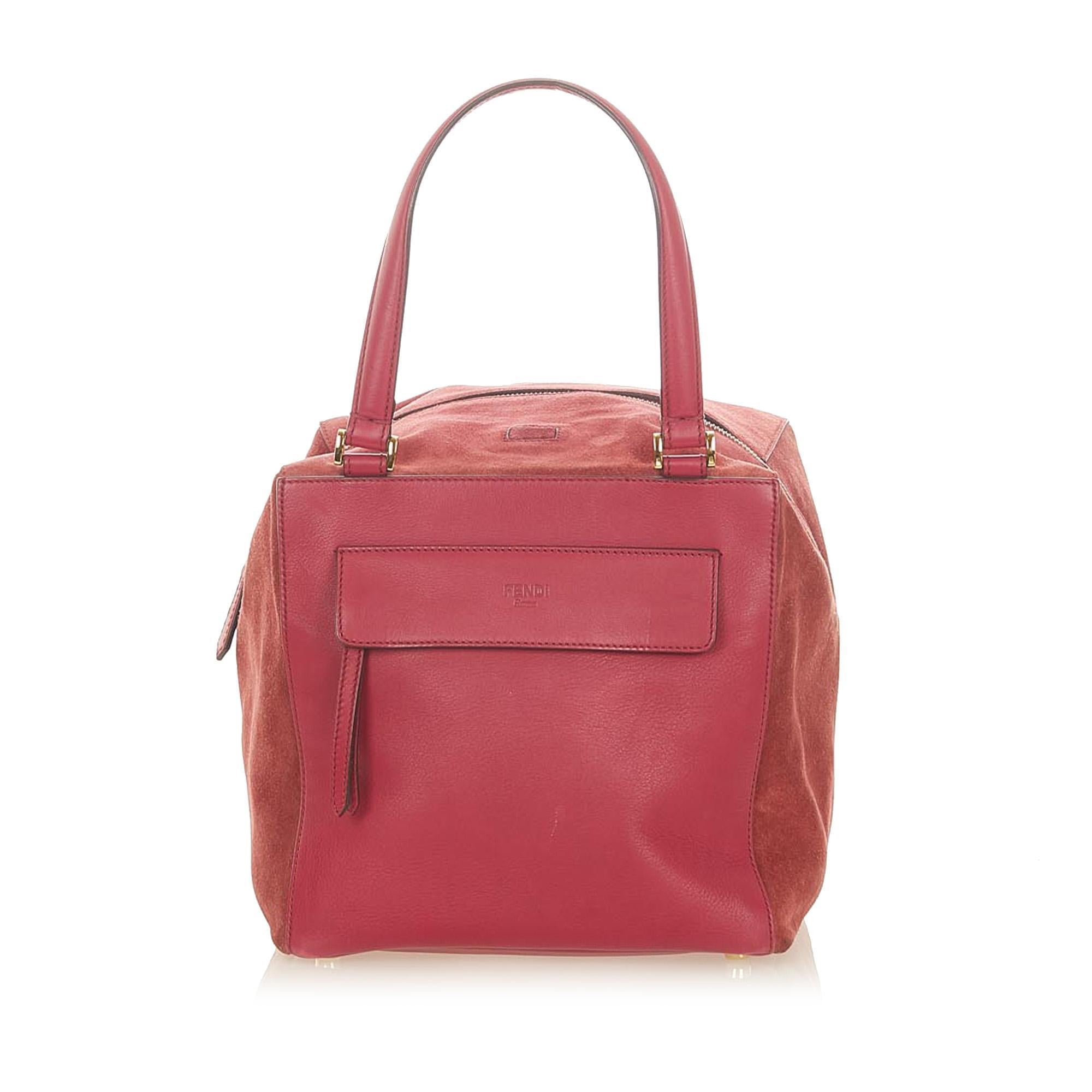 Fendi Boxy Leather Shoulder Bag (SHG-19314)